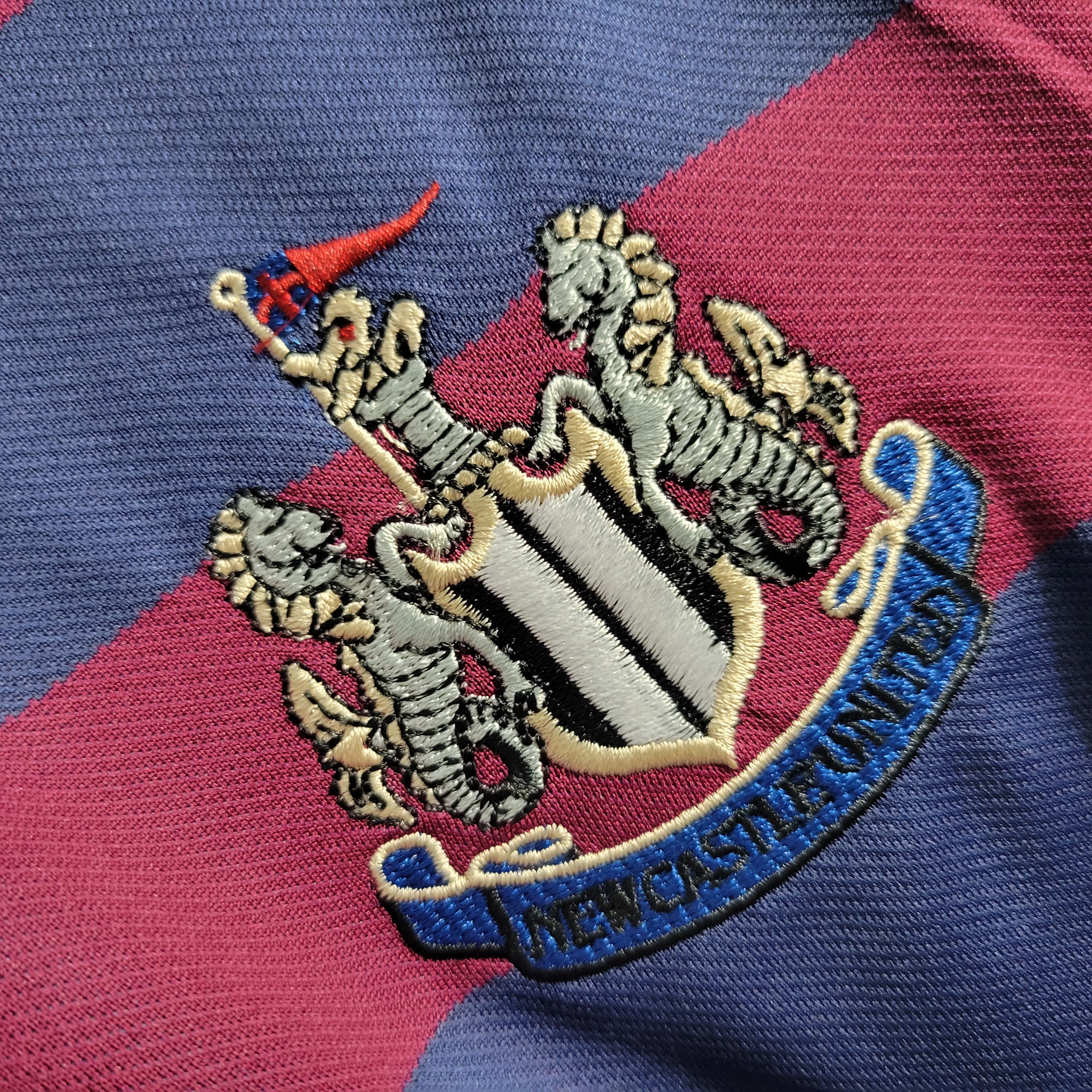 Retro Newcastle United 1995-96 Away Stadium Long Sleeve Jersey - ManixJersey