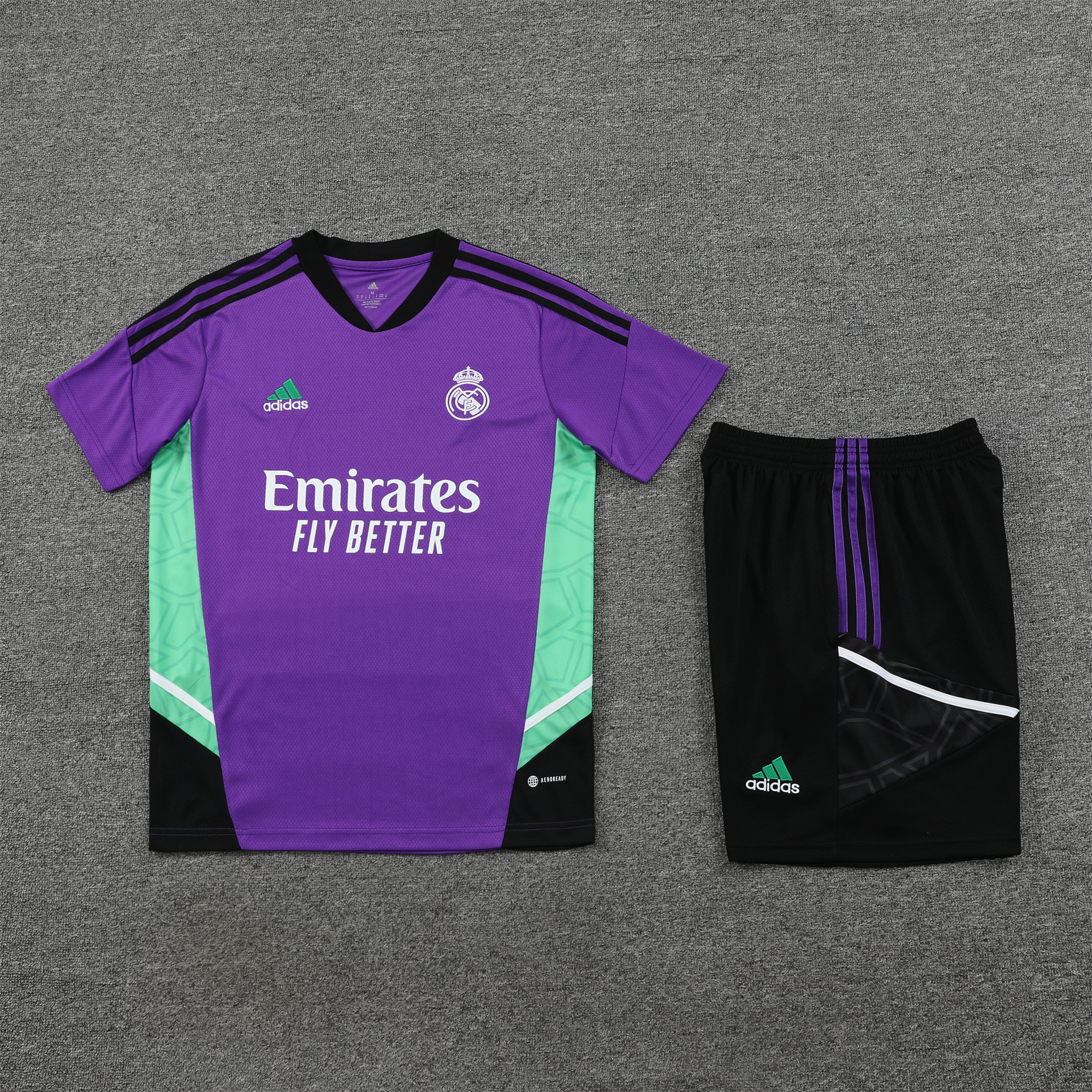 Real Madrid 23-24 Short-Sleeve Training Set - Purple - ManixJersey