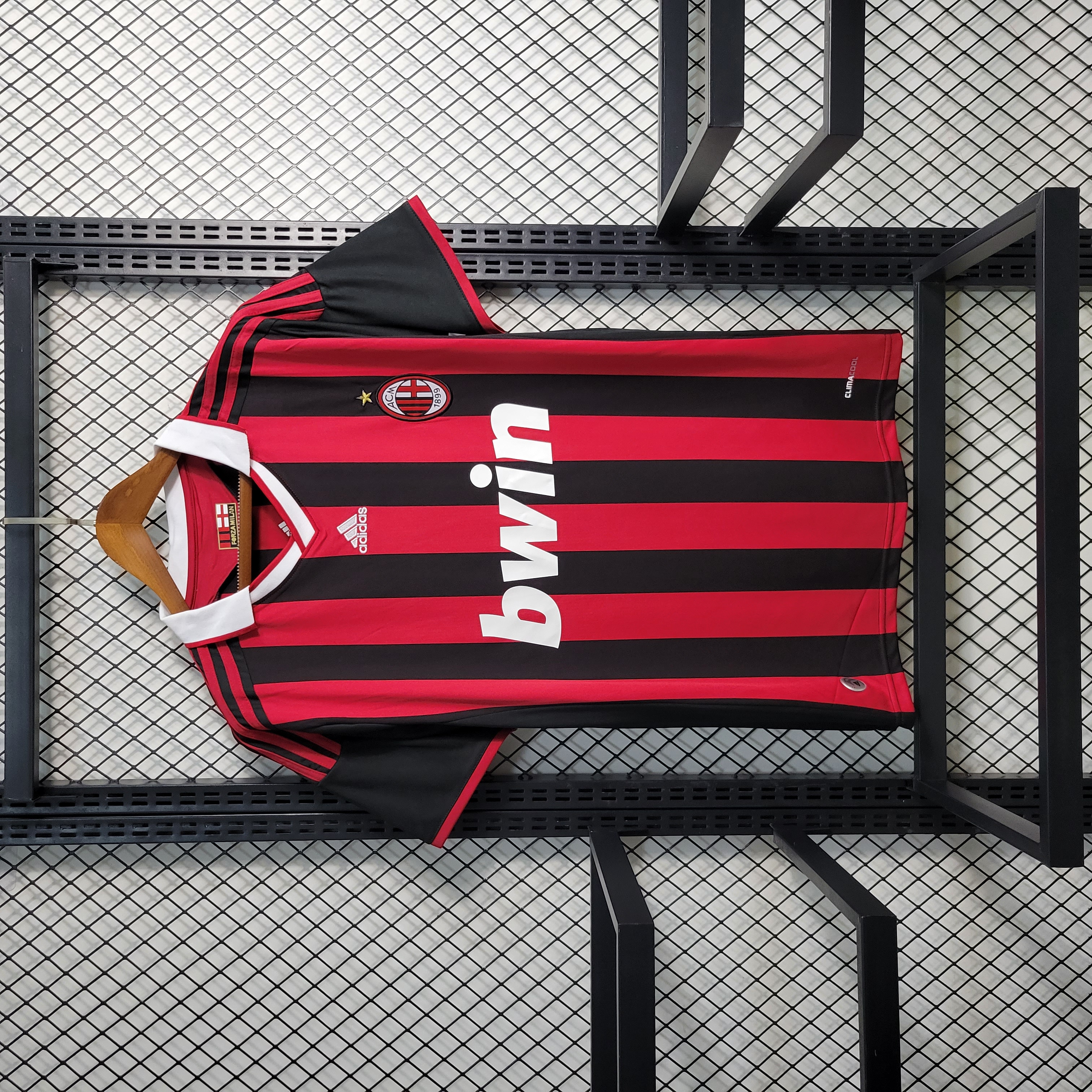 Retro AC Milan 2009-10 Home Stadium Jersey - ManixJersey