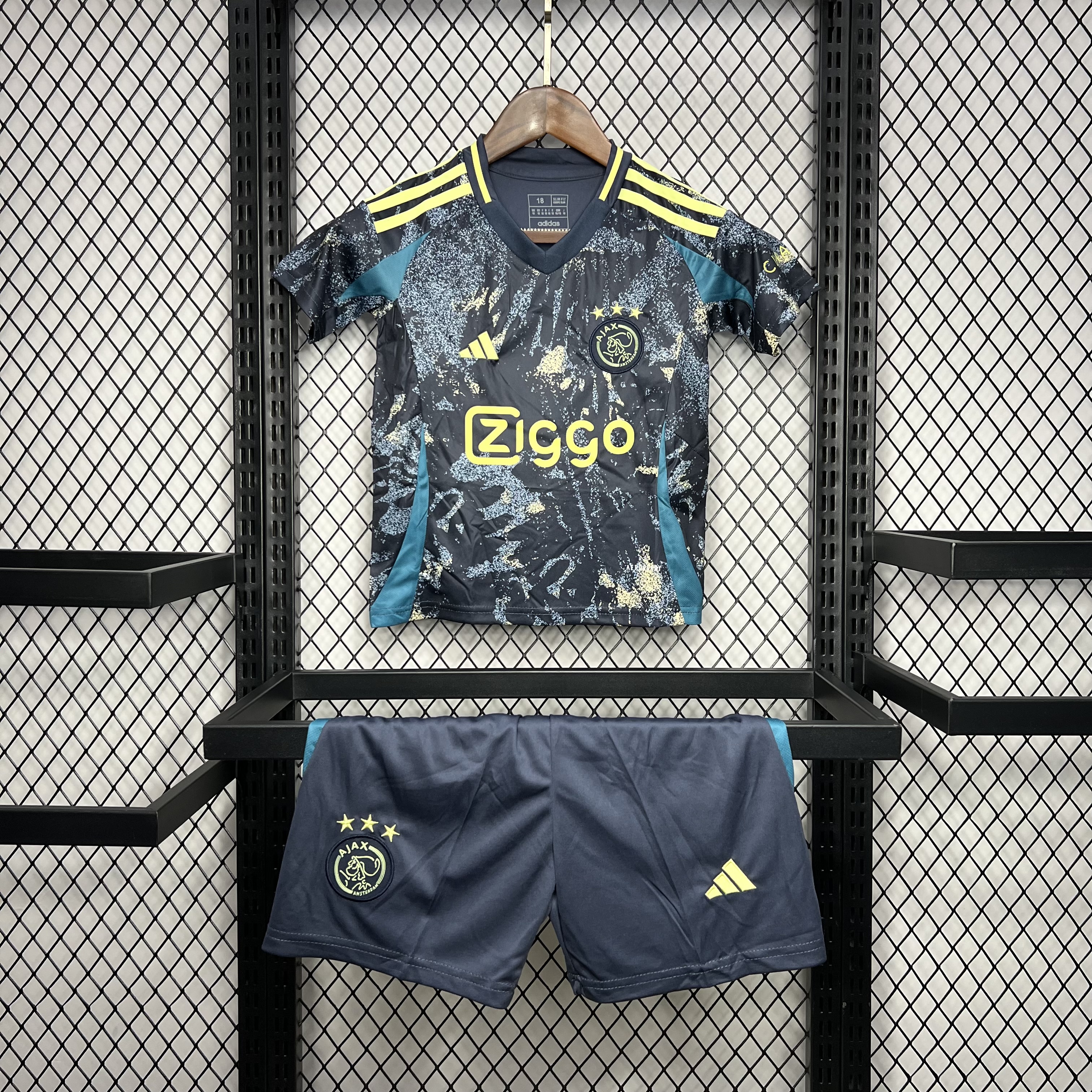 Ajax 24-25 Away Kids Kit - ManixJersey