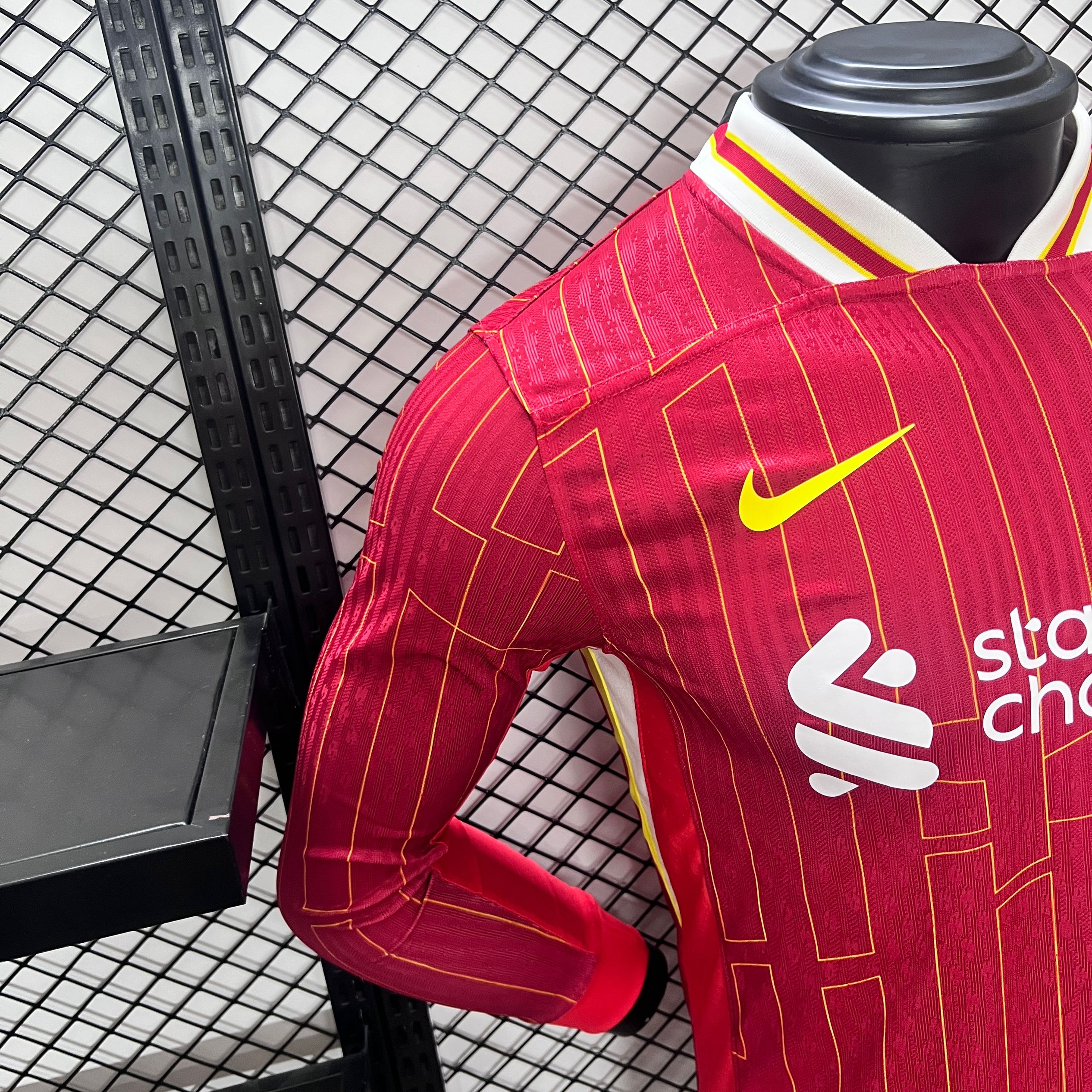 Liver.pool 24-25 Home Long Sleeve Jersey - Player Version - ManixJersey
