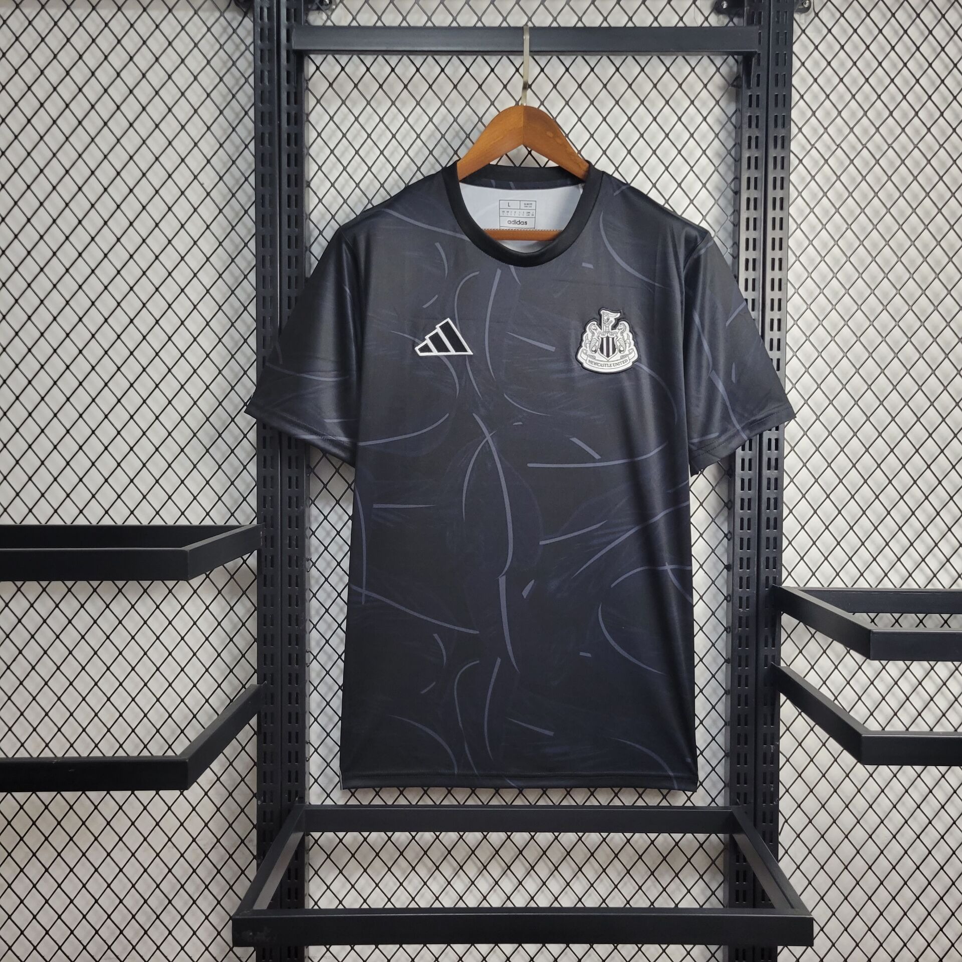 Newcastle United 24-25 Black Pre-Match Training Jersey - Fans Version - ManixJersey
