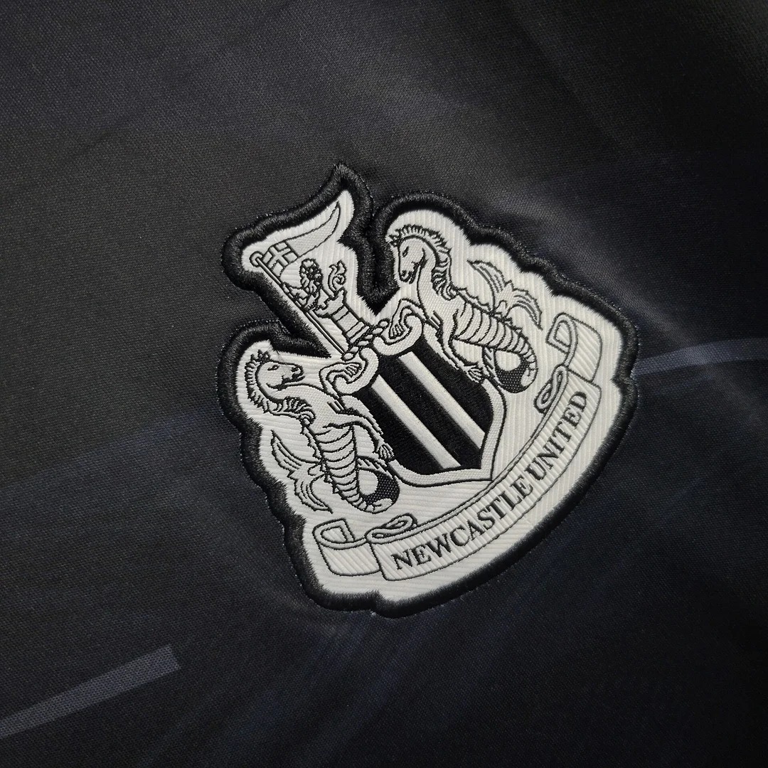 Newcastle United 24-25 Black Pre-Match Training Jersey - Fans Version - ManixJersey
