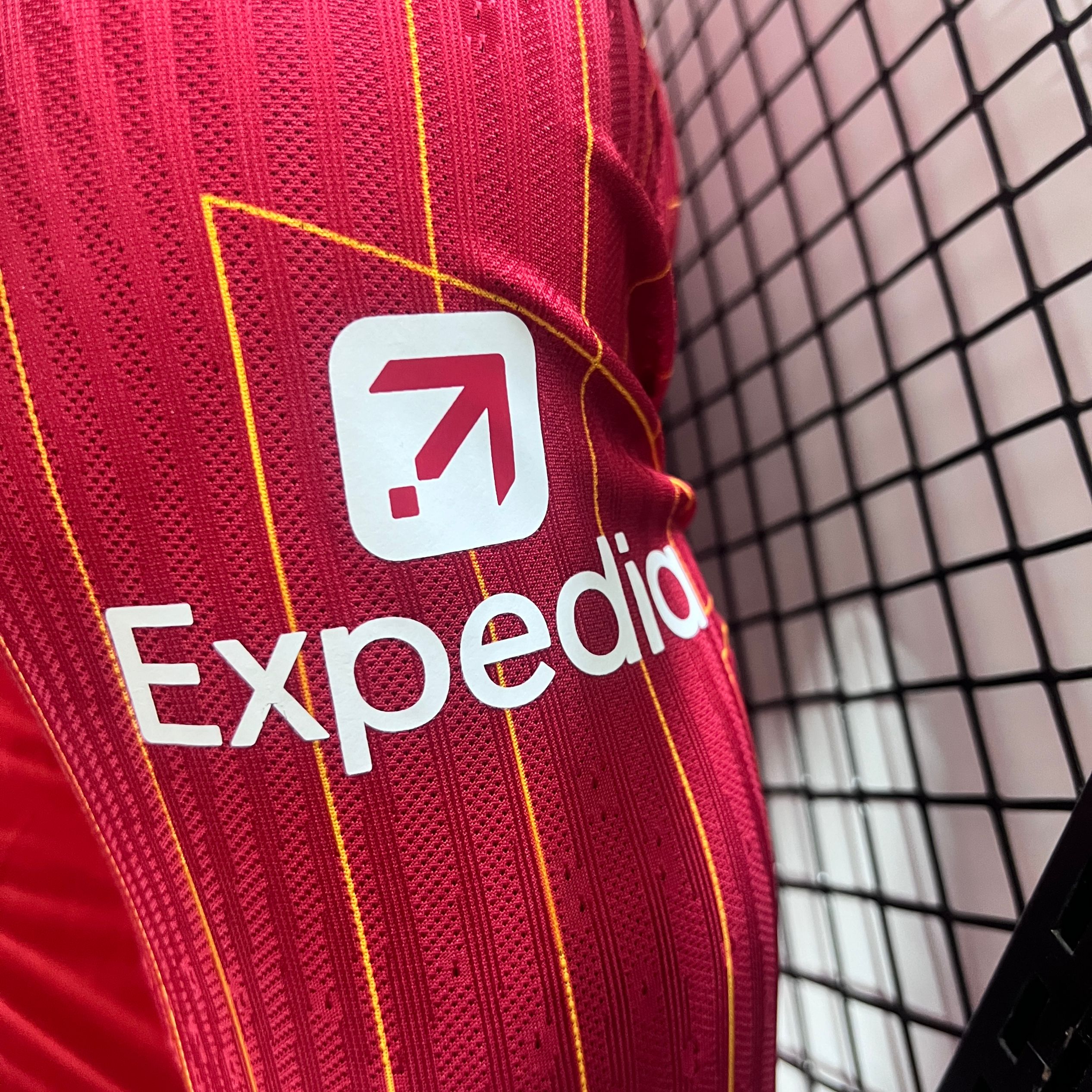 Liver.pool 24-25 Home Long Sleeve Jersey - Player Version - ManixJersey