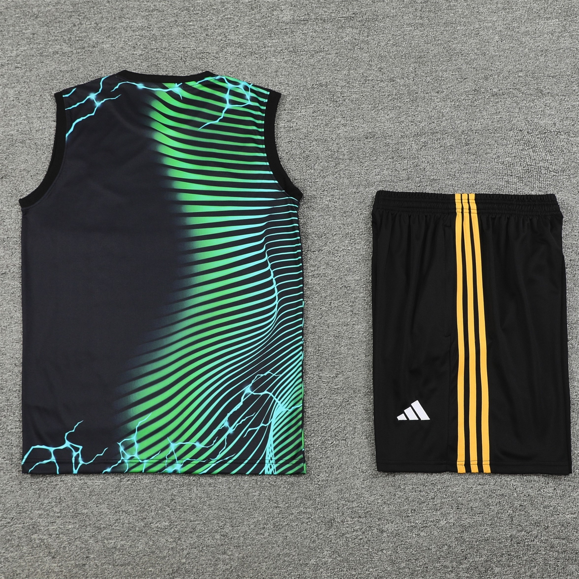 Real Madrid 24-25 Vest Training Set - Green & Black Leopard - ManixJersey
