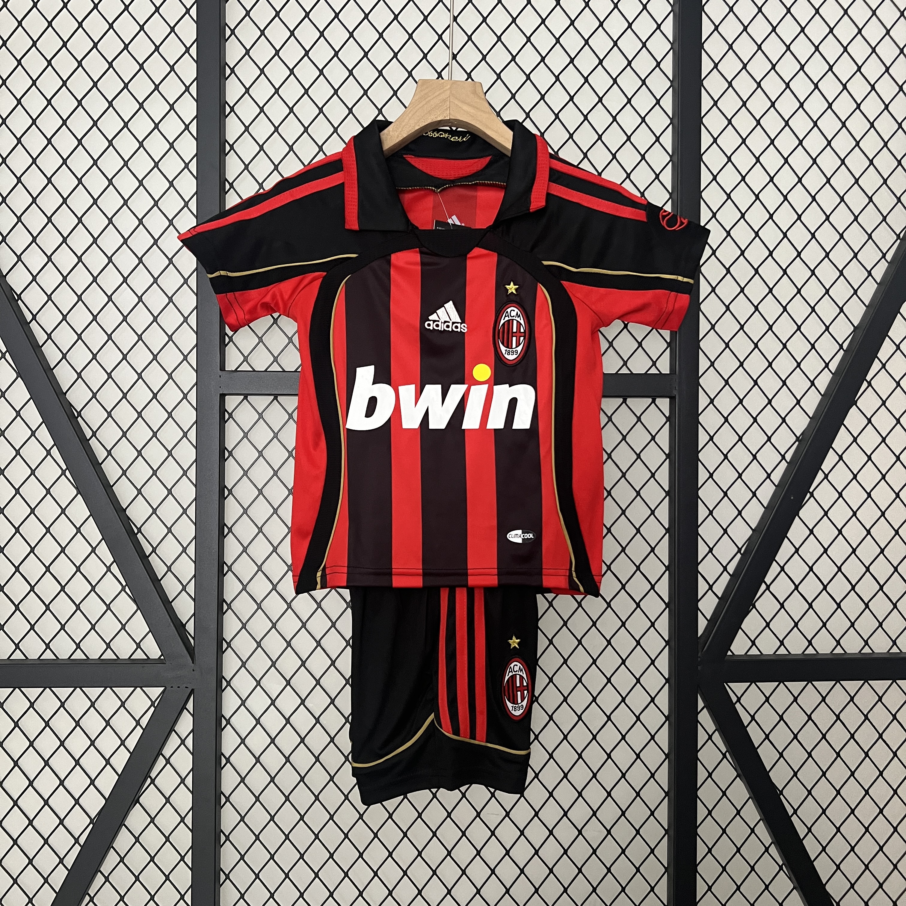 Retro AC Milan 2006-07 Home Stadium Kids Kit - ManixJersey