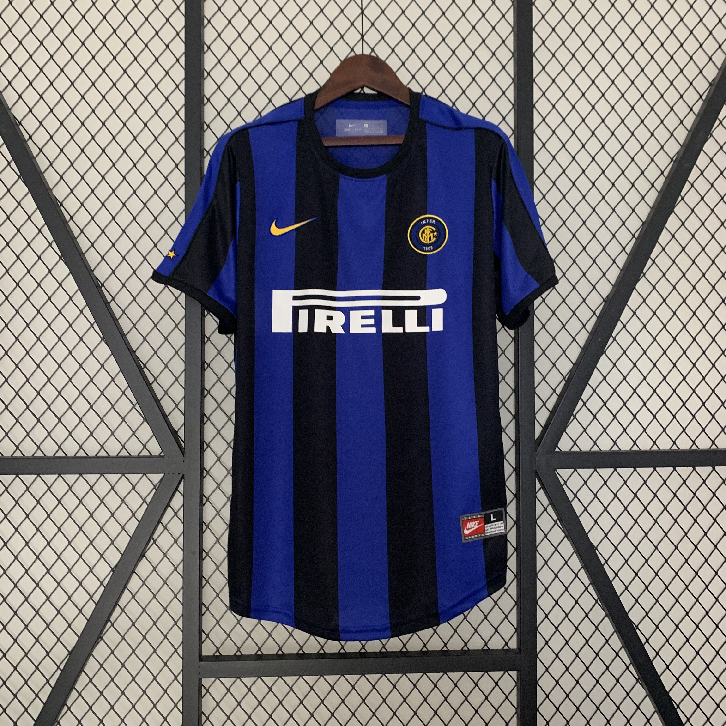 Retro Inter Milan 1999-00 Home Stadium Jersey - ManixJersey