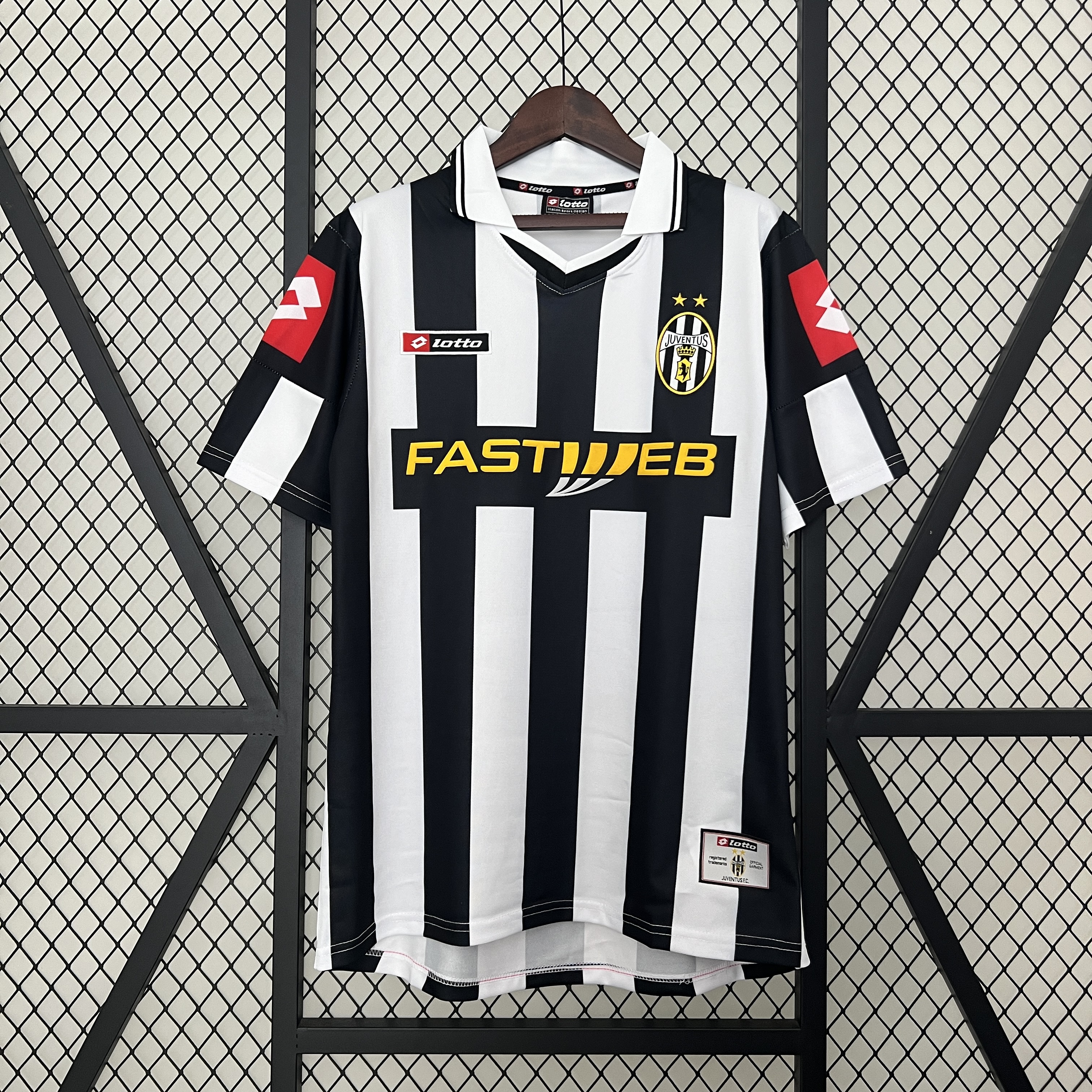 Retro Juventus 2001-02 Home Stadium Jersey - ManixJersey