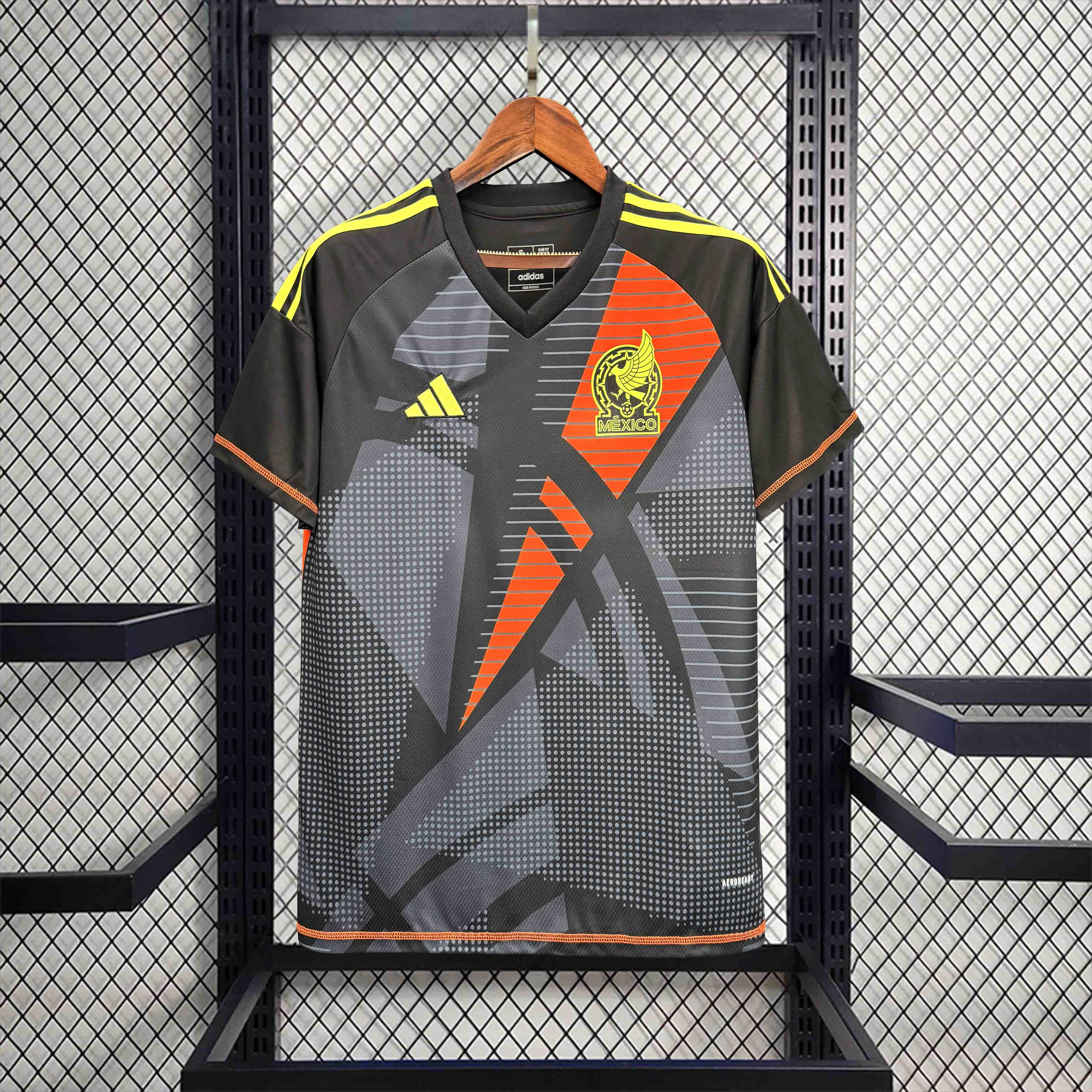 Mexico 2024 Black Goalkeeper Jersey - Fans Version - ManixJersey