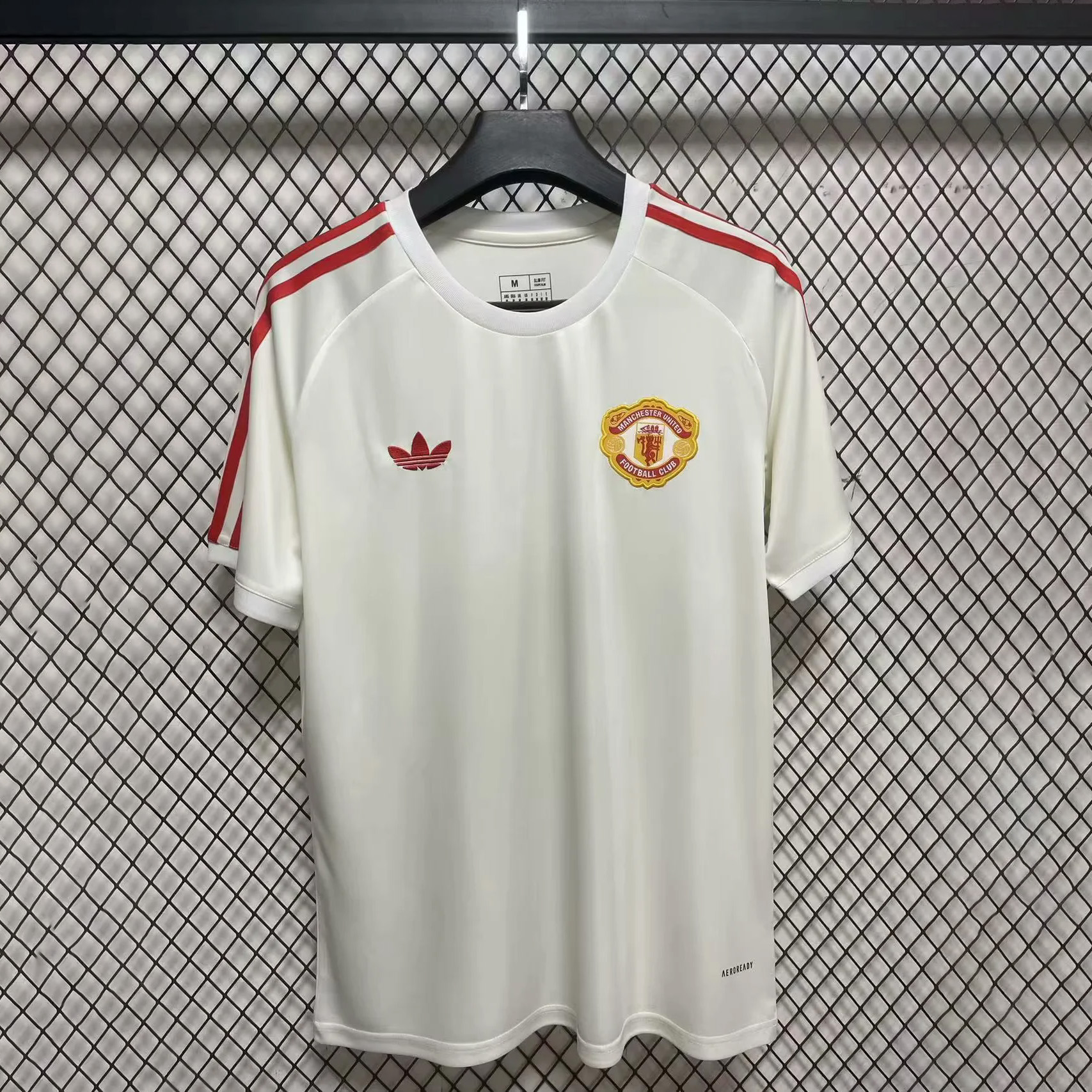 Manchester United 24-25 Vintage Trefoil White and Red Men's T-Shirt - ManixJersey