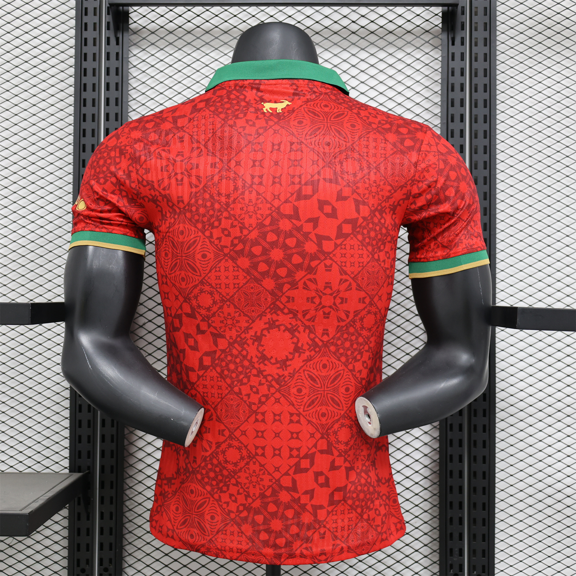 Portugal 2024-25 COMMA C.Ronaldo Jersey - Player Version - ManixJersey