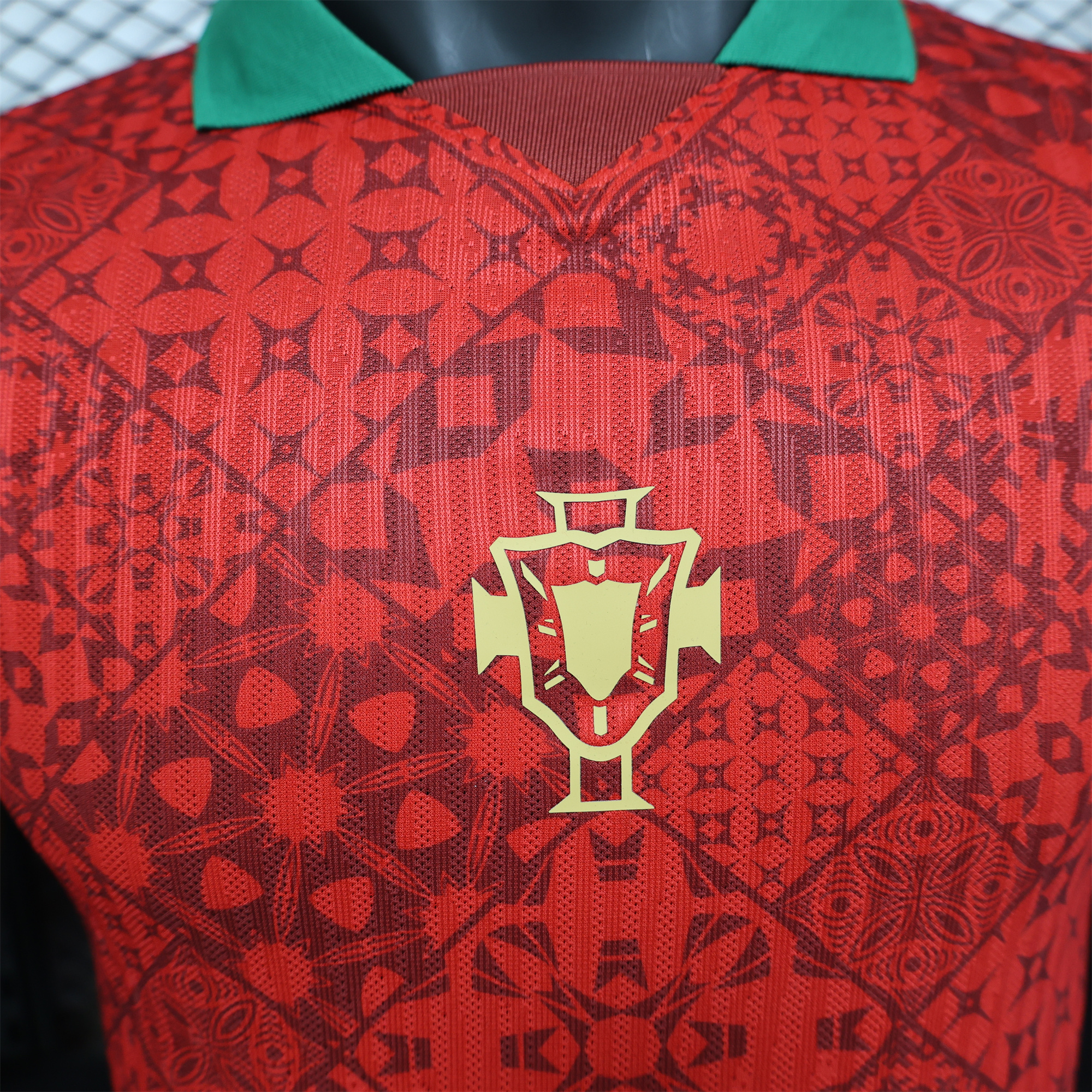 Portugal 2024-25 COMMA C.Ronaldo Jersey - Player Version - ManixJersey