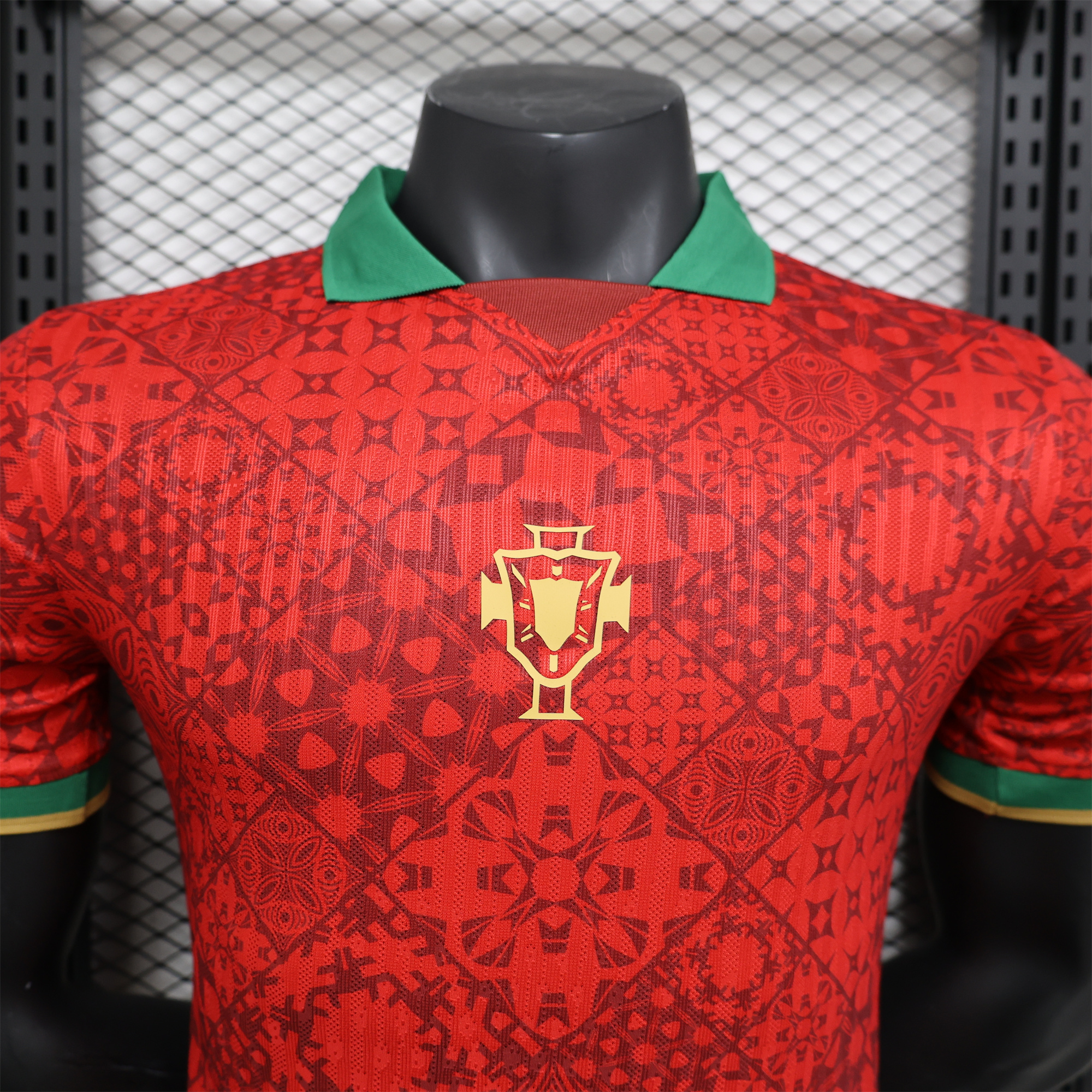 Portugal 2024-25 COMMA C.Ronaldo Jersey - Player Version - ManixJersey