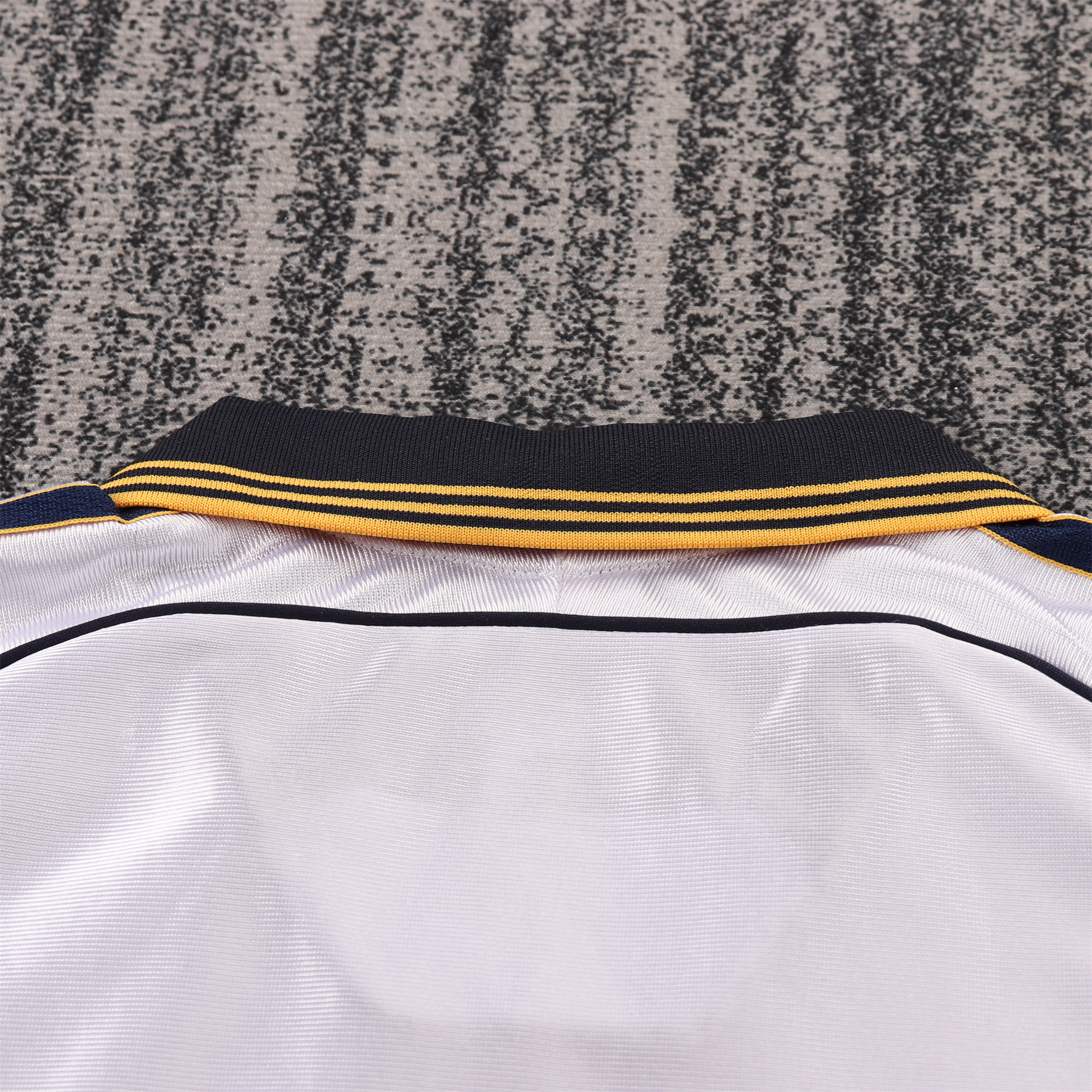 Retro Real Madrid 1998-00 Home Kids Kit - ManixJersey