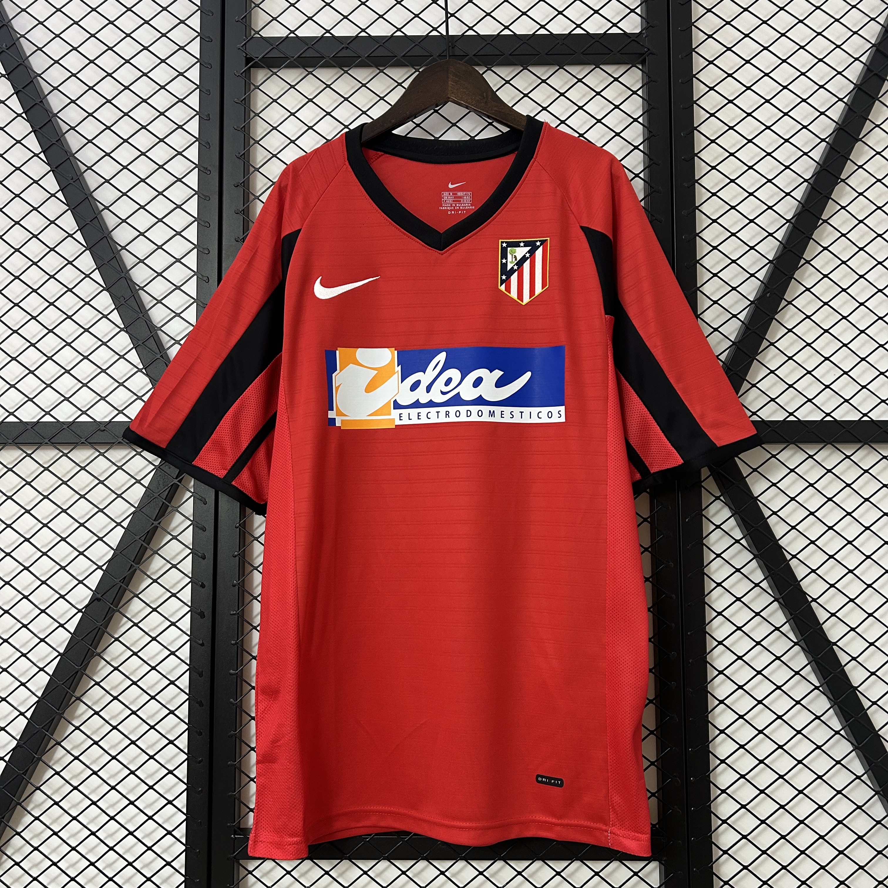 Retro Atletico Madrid 2001-02 Away Jersey - ManixJersey