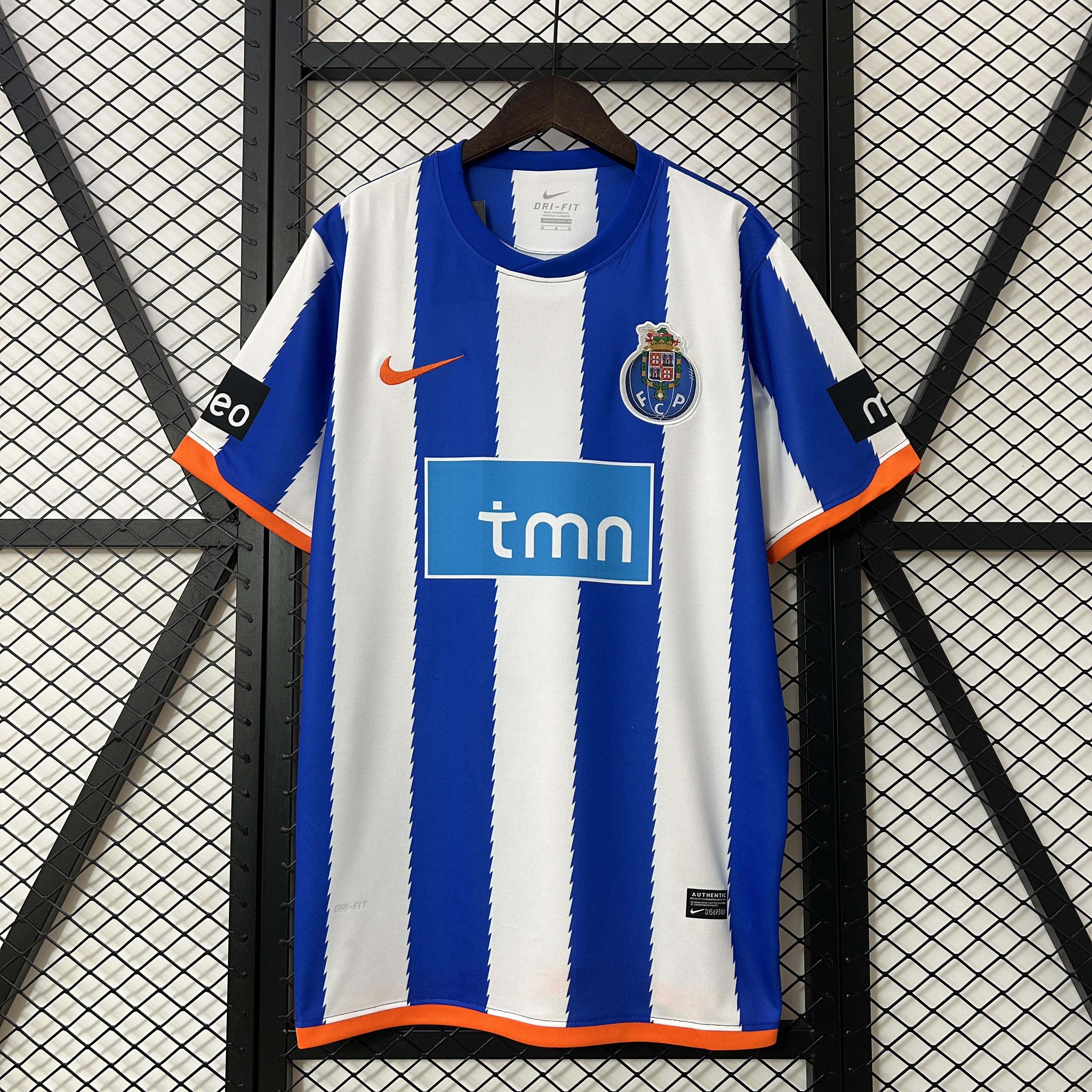 Retro Porto 2010-11 Home Jersey - ManixJersey
