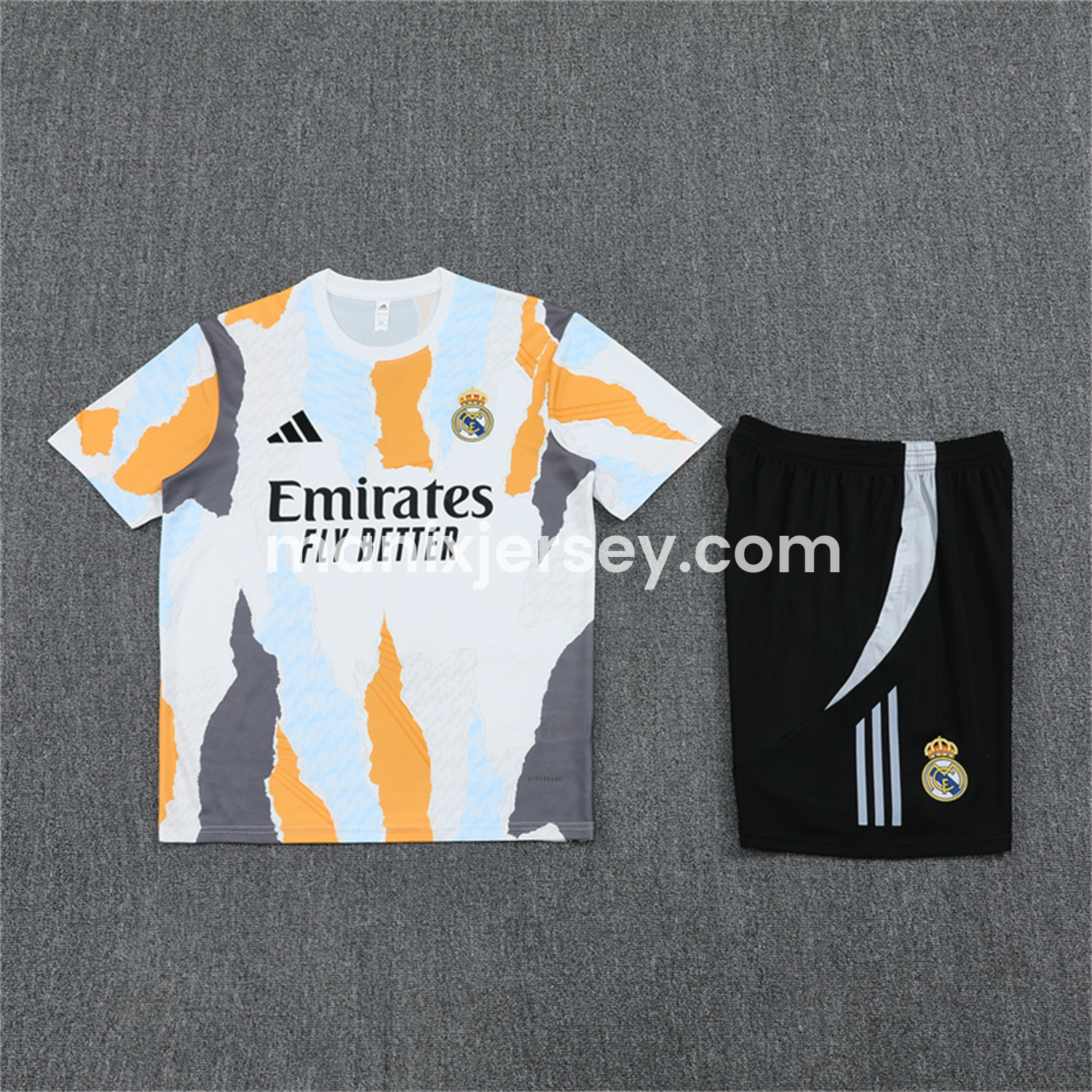 Real Madrid 24-25 Pre-Match Short-Sleeve Training Set - Camouflage - ManixJersey