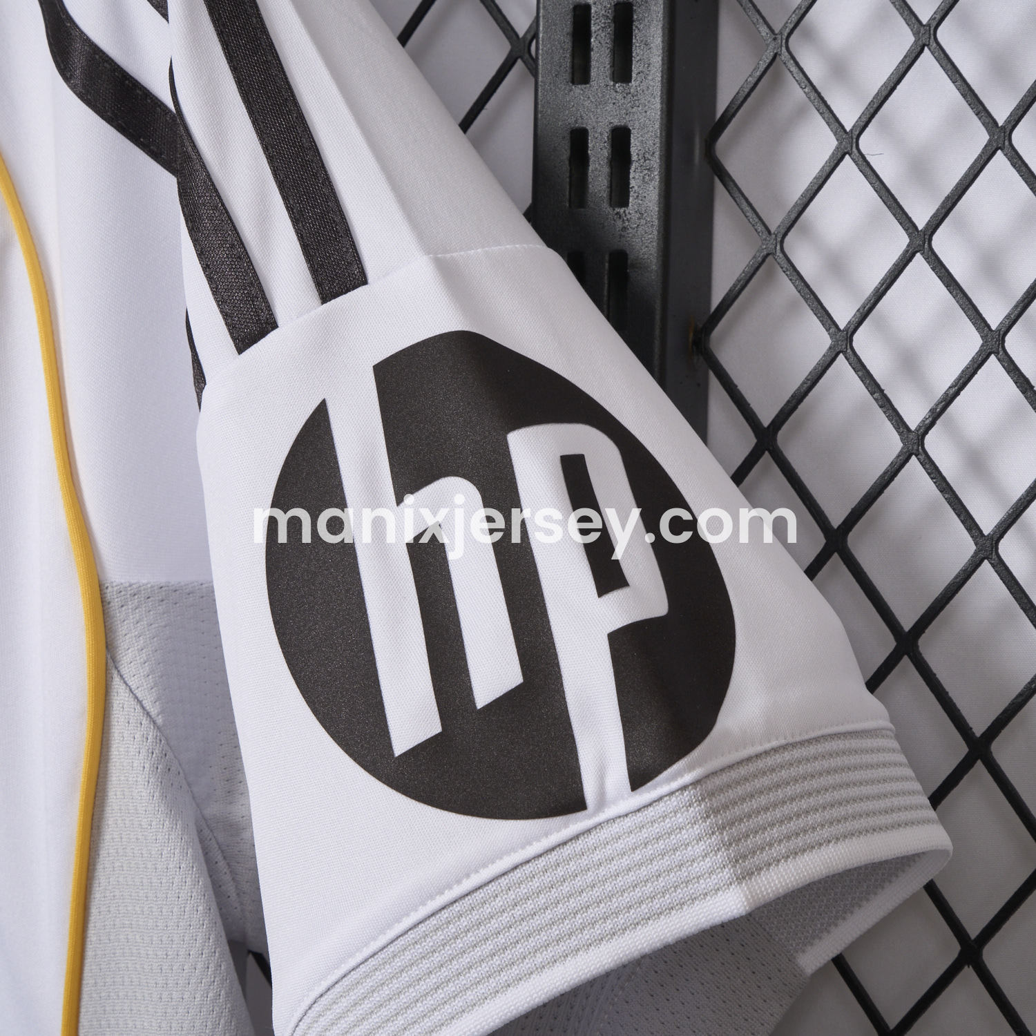 Real Madrid 25-26 Home Jersey (Leaked Version) - Fans Version - ManixJersey