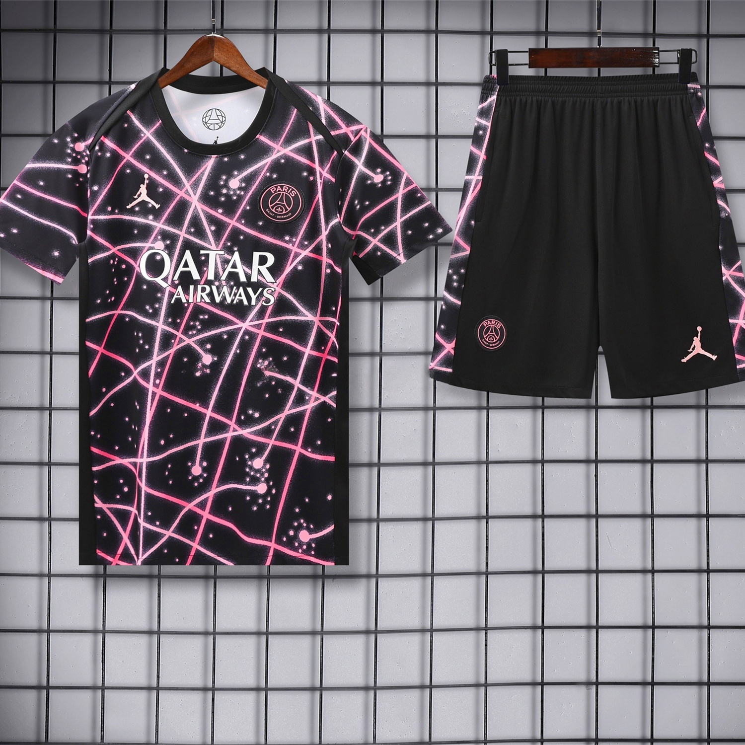 Paris Saint-Germain PSG 25-26 Short-Sleeve Training Set - Pink Fluorescent Rays Black Top & Black Shorts - ManixJersey