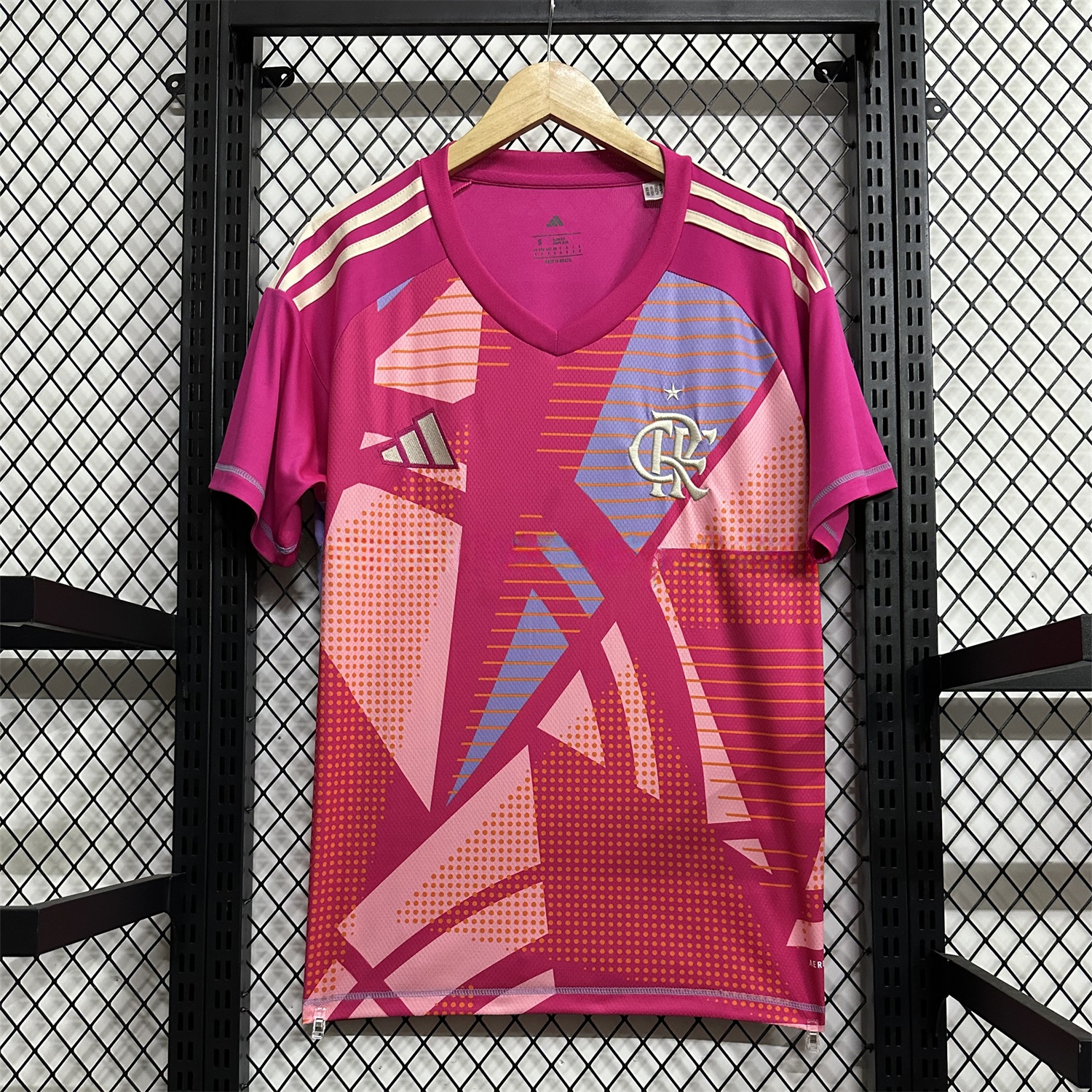 Flamengo 25-26 Pink Goalkeeper Jersey - Fans Version - ManixJersey
