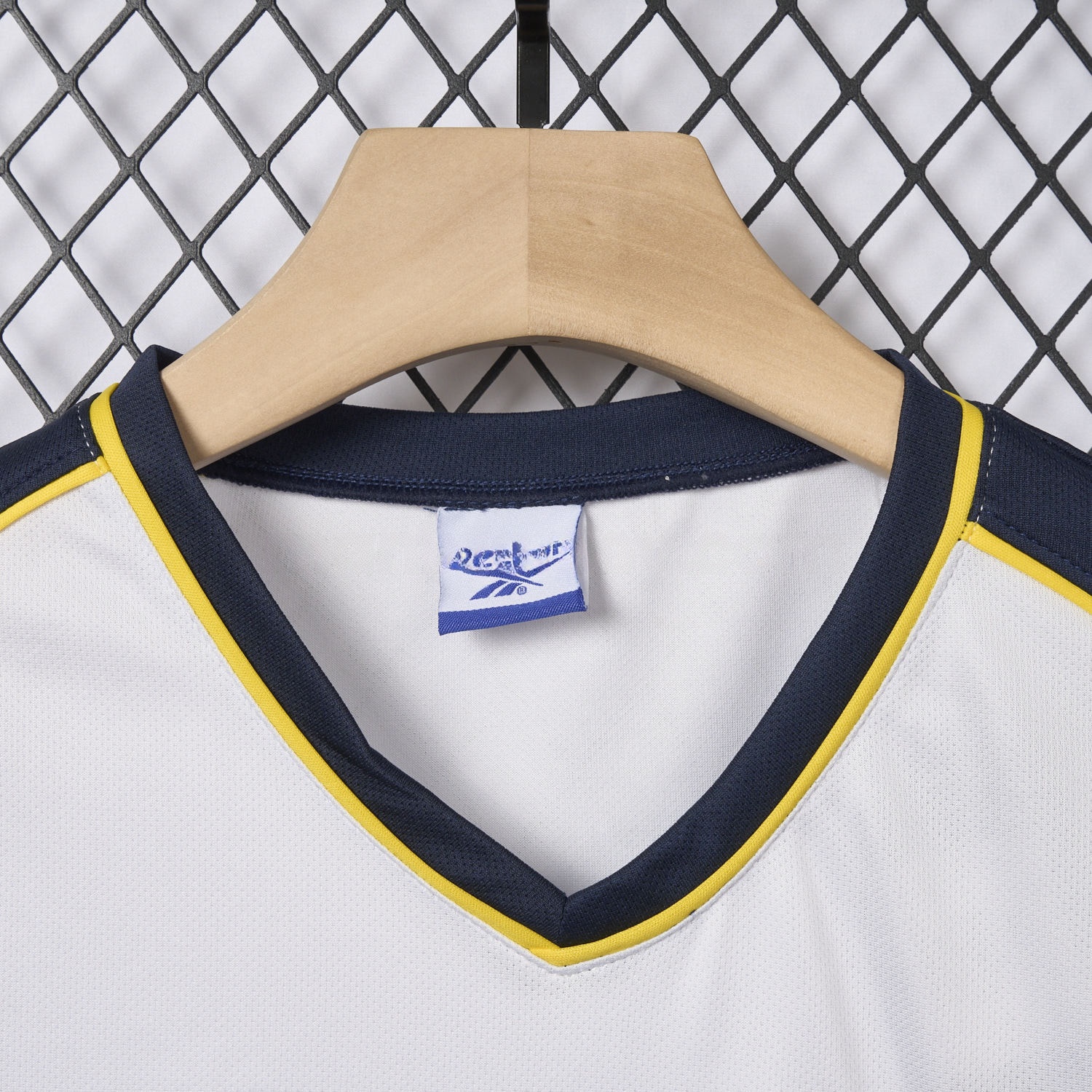 Retro Liver.pool 2000-01 Away Jersey - ManixJersey