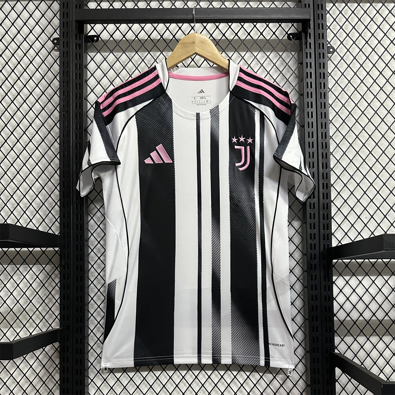 Juventus 25-26 Home Unsponsored Jersey - Fans Version - ManixJersey