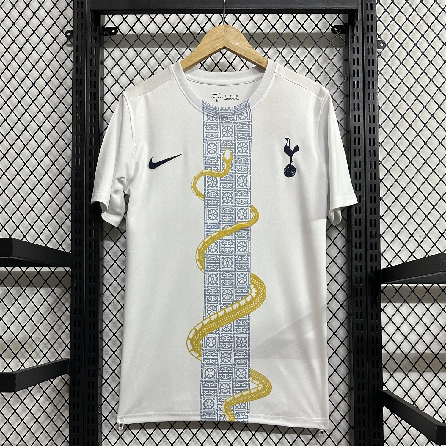 Tottenham Hotspur 2025-26 Snake Year Special Edition Jersey - Fans Version - ManixJersey