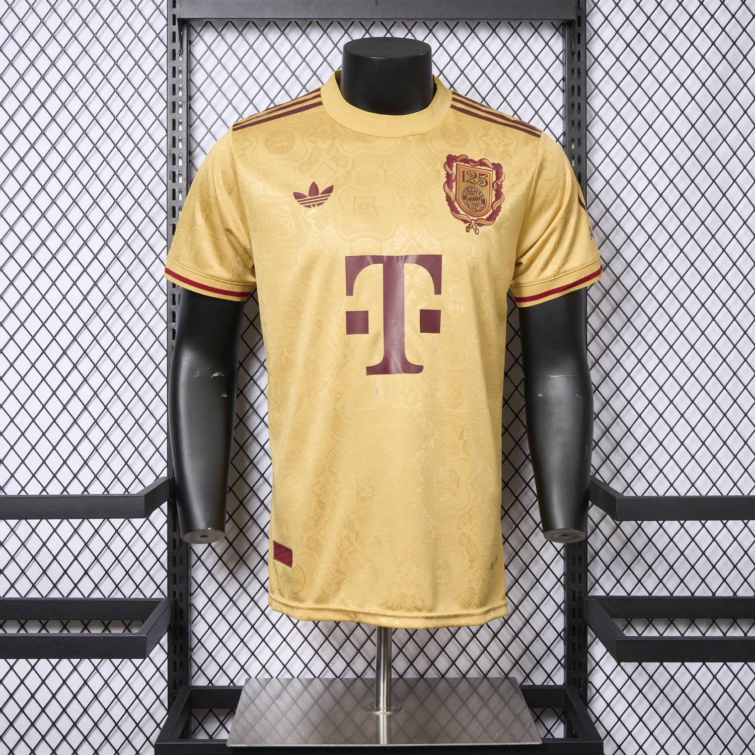 Bayern Munich 2025 Golden 125th Anniversary Jersey - Player Version - ManixJersey