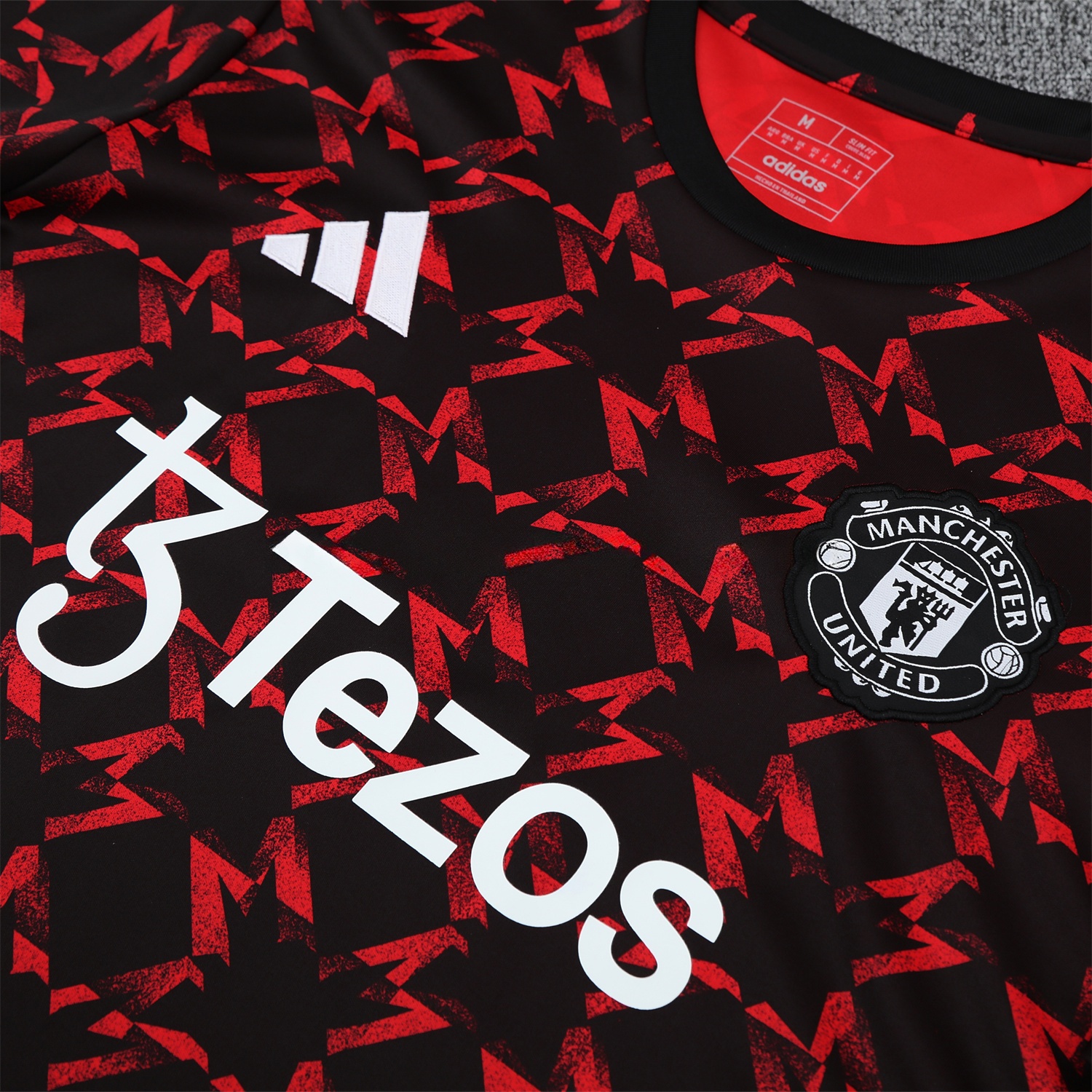 Manchester United 25-26 Pre-Match Short-Sleeve Training Set - Red Top & Black Shorts - ManixJersey
