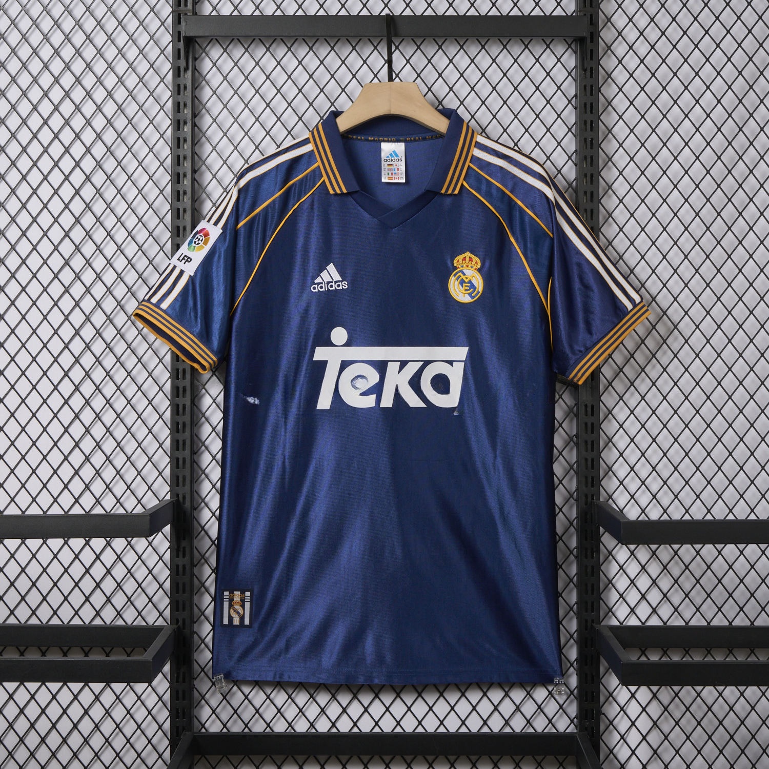Retro Real Madrid 1998-99 Third Jersey - ManixJersey