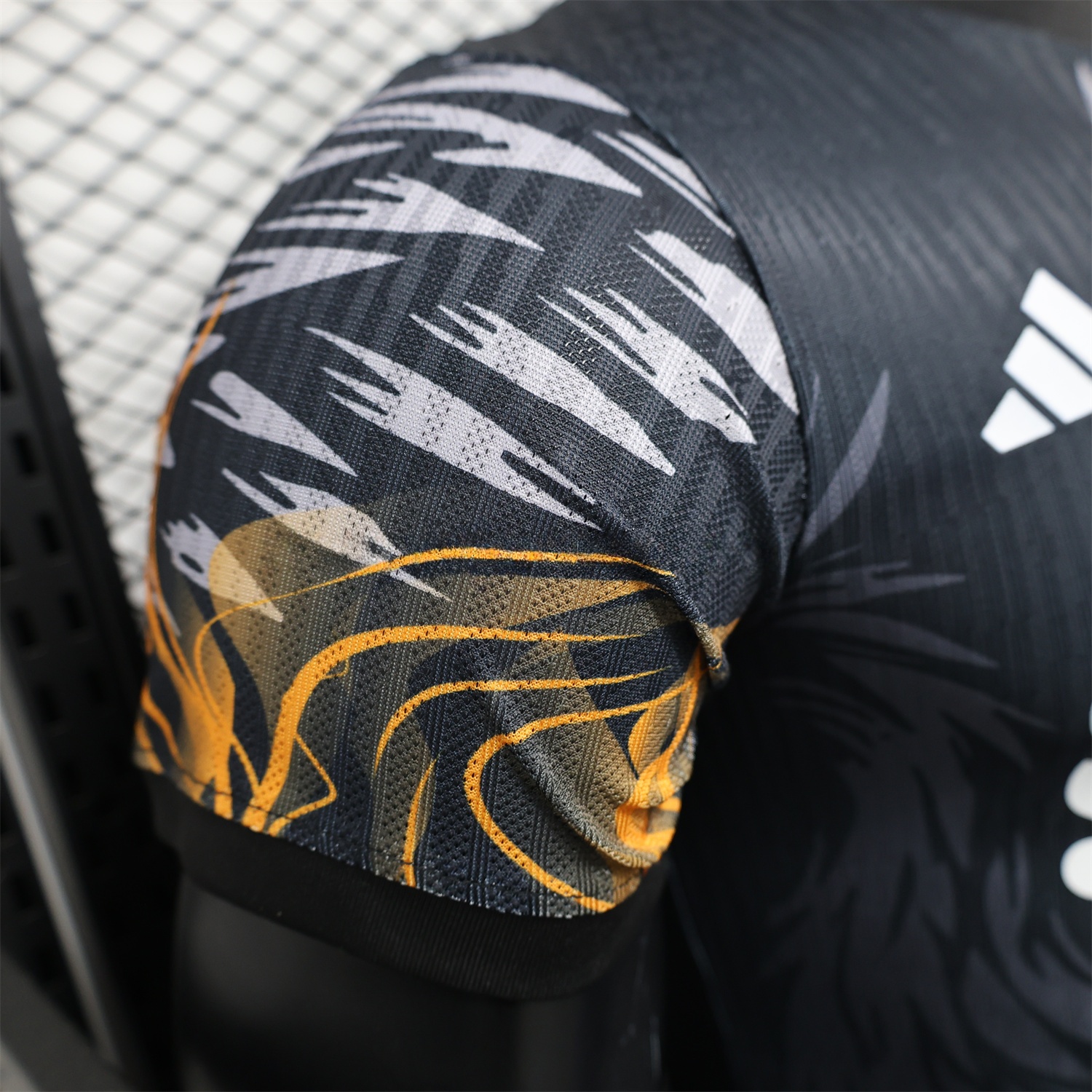 Liver.pool 25-26 Orange Liver.pool Bird Black Special Jersey - Player Version - ManixJersey
