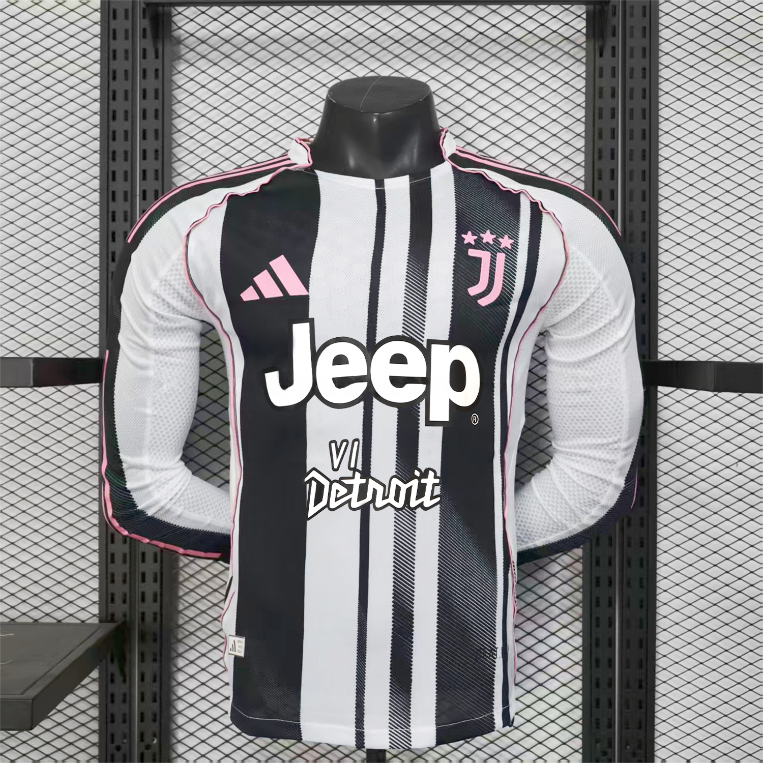 Juventus 25-26 Home Long Sleeves Jersey With Chest Sponsor - Player Version - ManixJersey