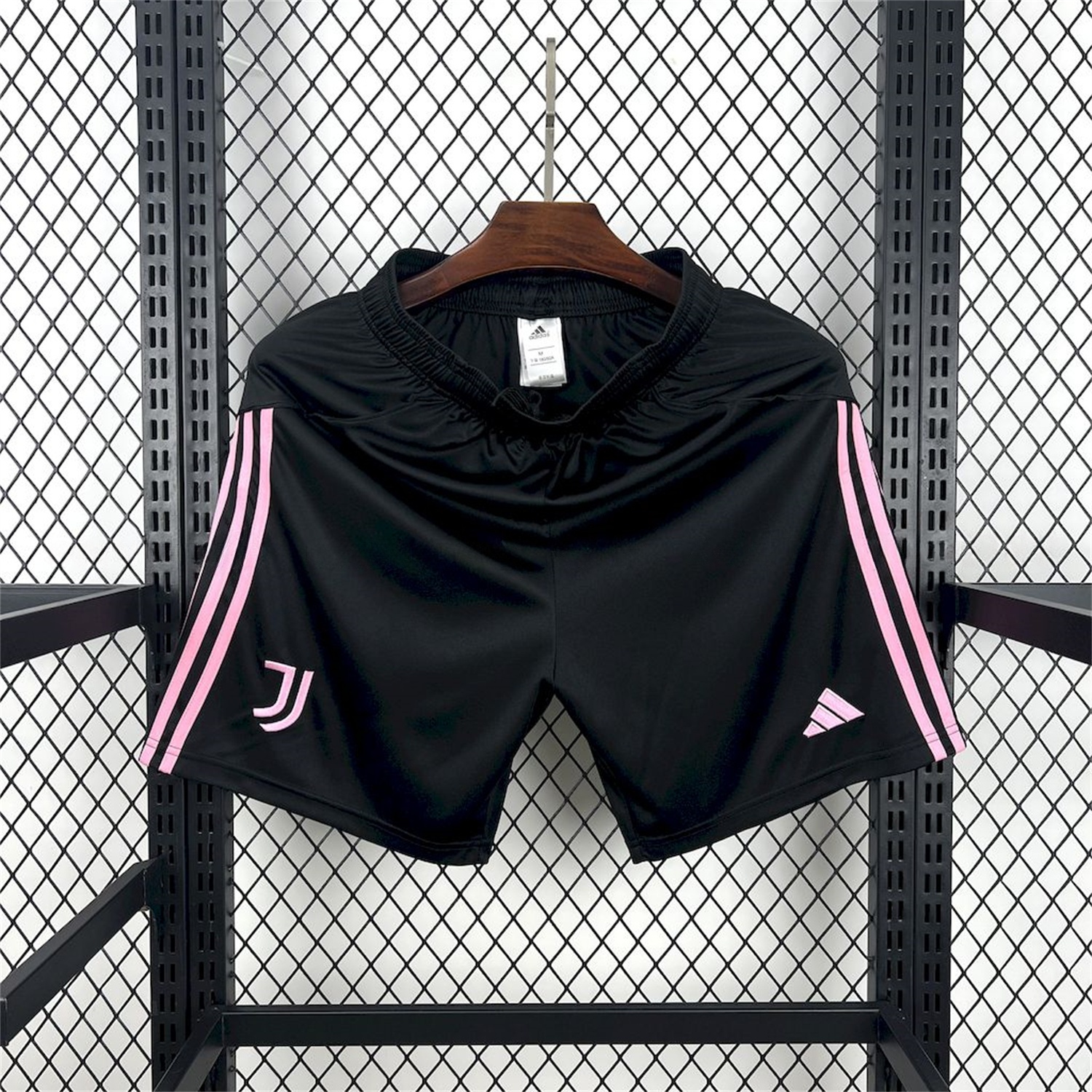 Juventus 25-26 Home Black Shorts - Fans Version - ManixJersey