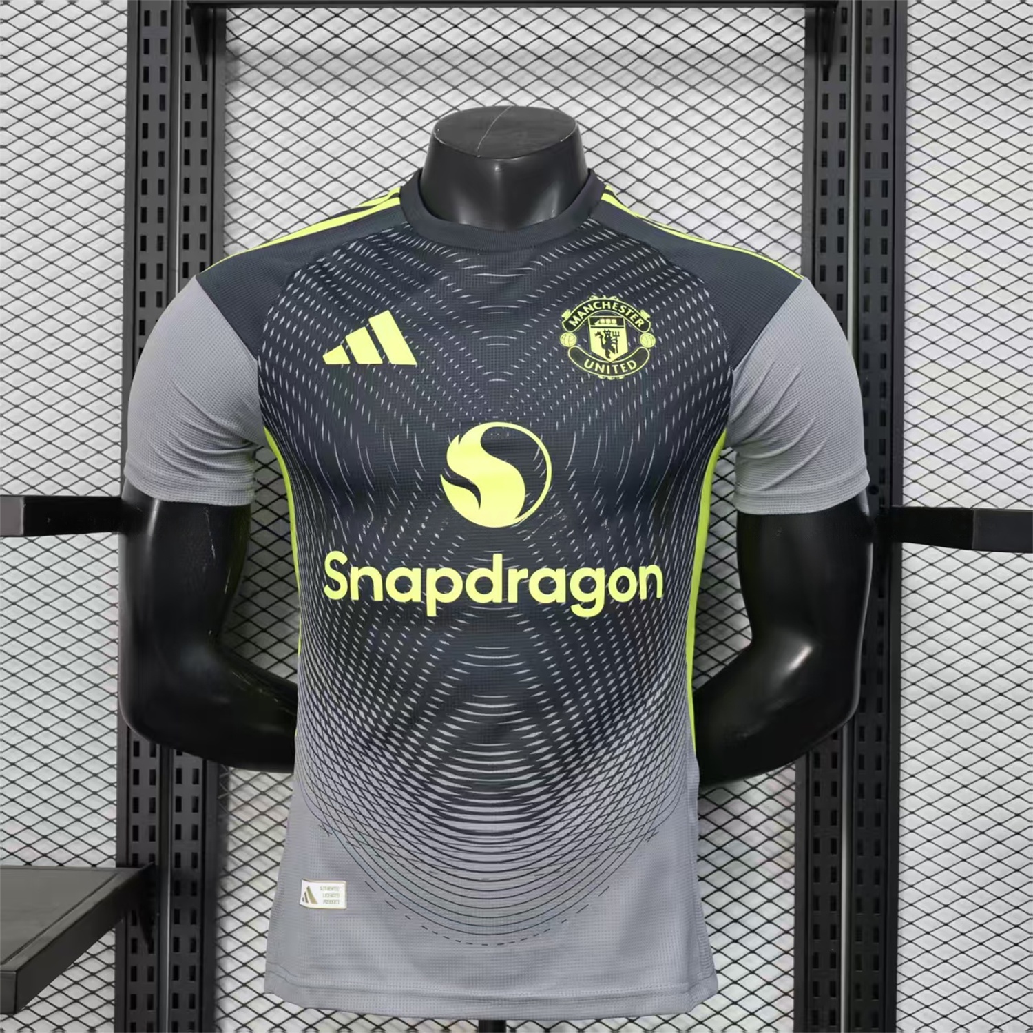 Manchester United 25-26 Black Grey Goalkeeper Jersey - Player Version - ManixJersey