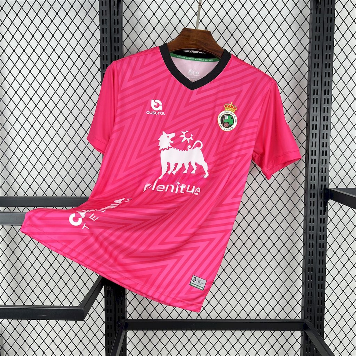 Racing de Santander 24-25 Pink Goalkeeper Jersey - Fans Version - ManixJersey