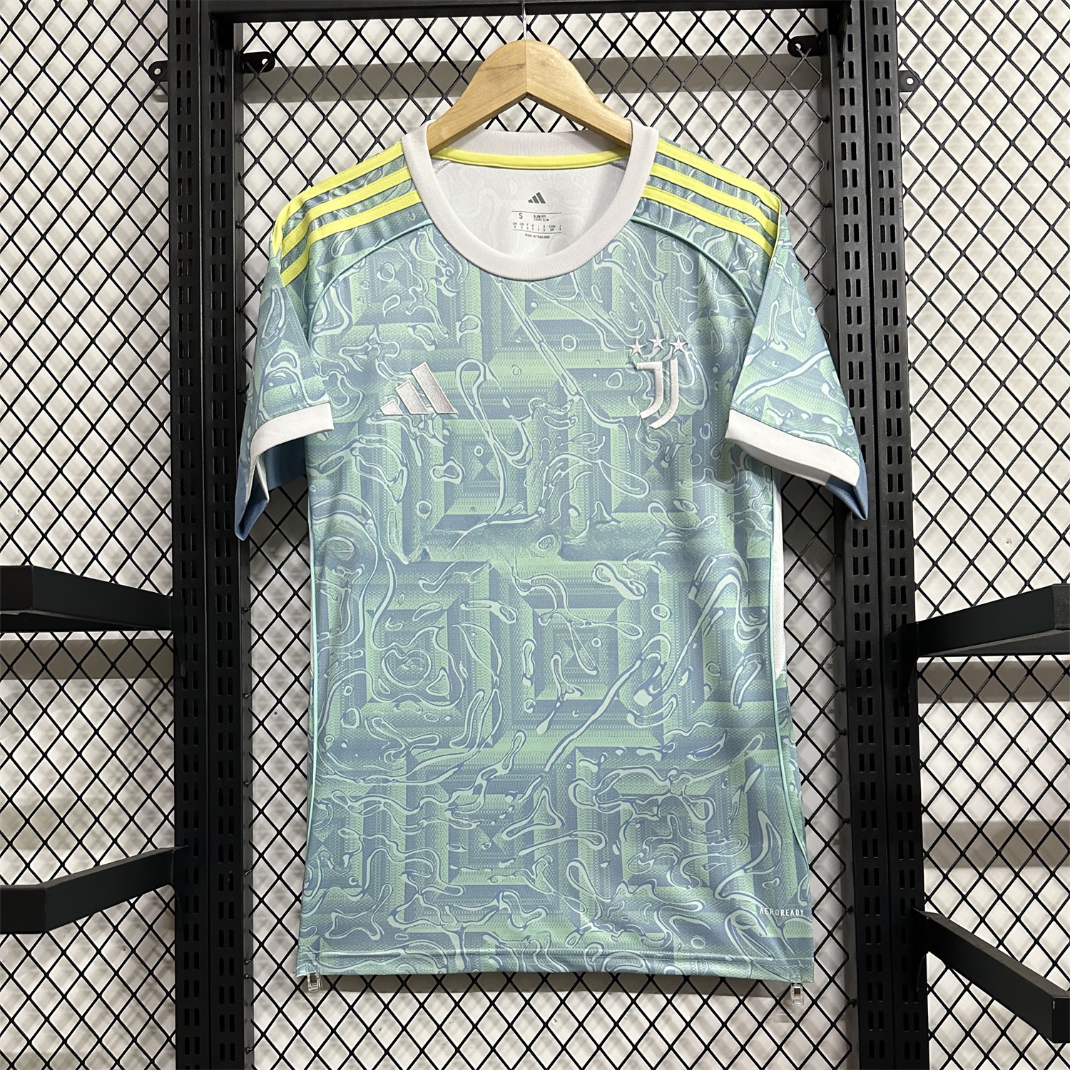 Juventus 25-26 Away Jersey (Leaked Version) - Fans Version - ManixJersey