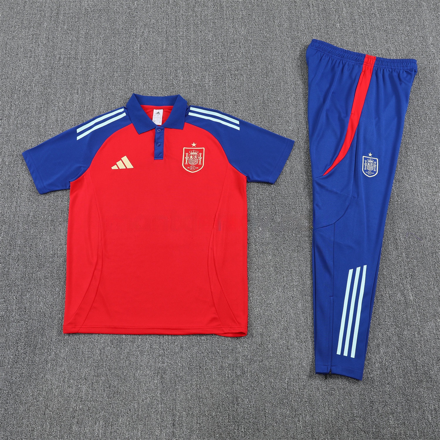 Spain 25-26 POLO Short-Sleeve Training Set - Red Top and Blue Pants - ManixJersey