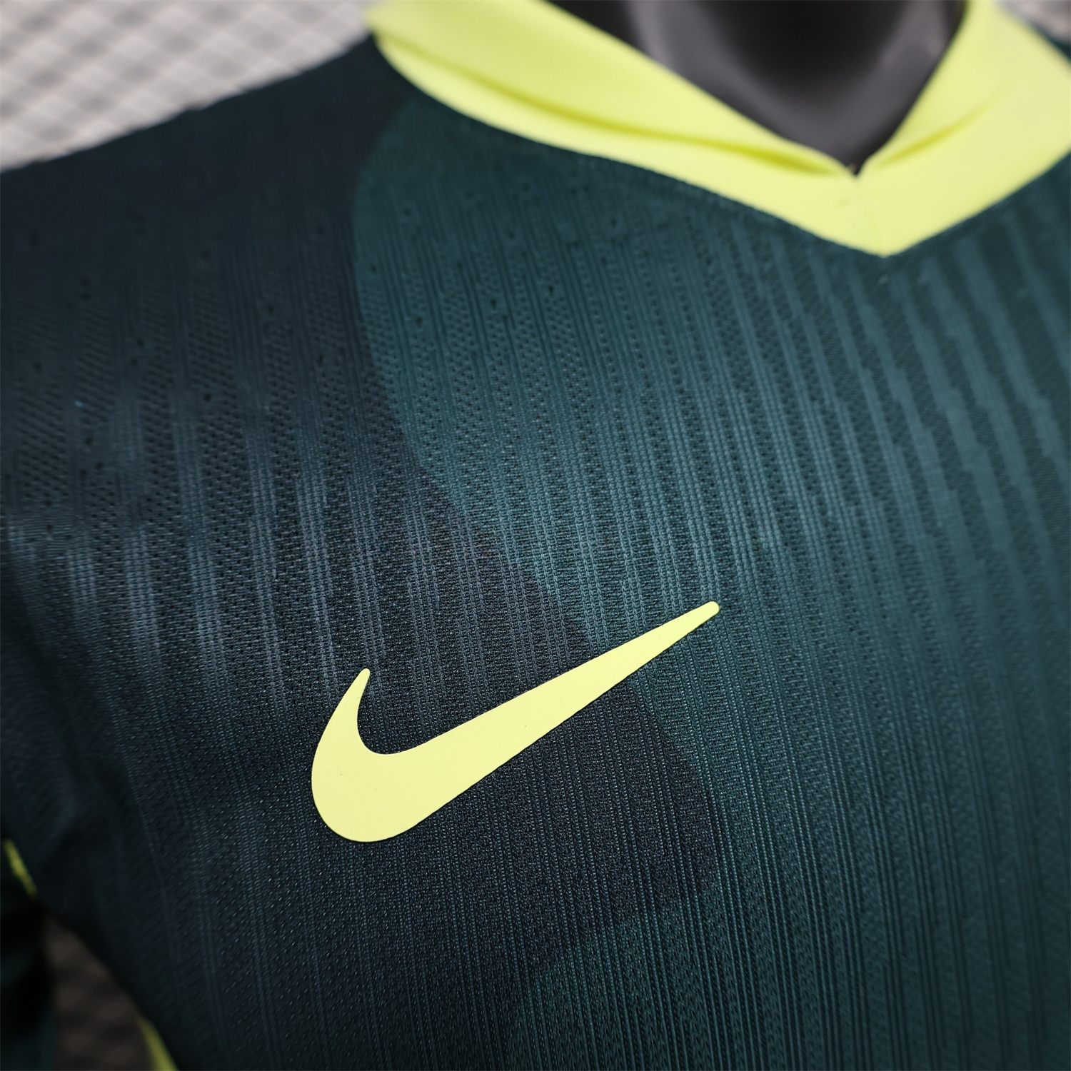 Barcelona 25-26 Green & Yellow Special Edition Jersey - Player Version - ManixJersey