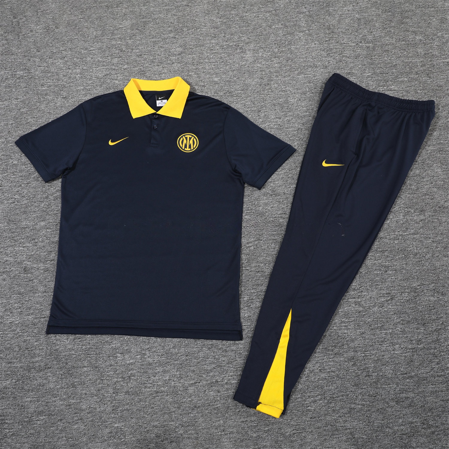 Inter Milan 25-26 POLO Short-Sleeve Training Set - Black Top and Pants - ManixJersey