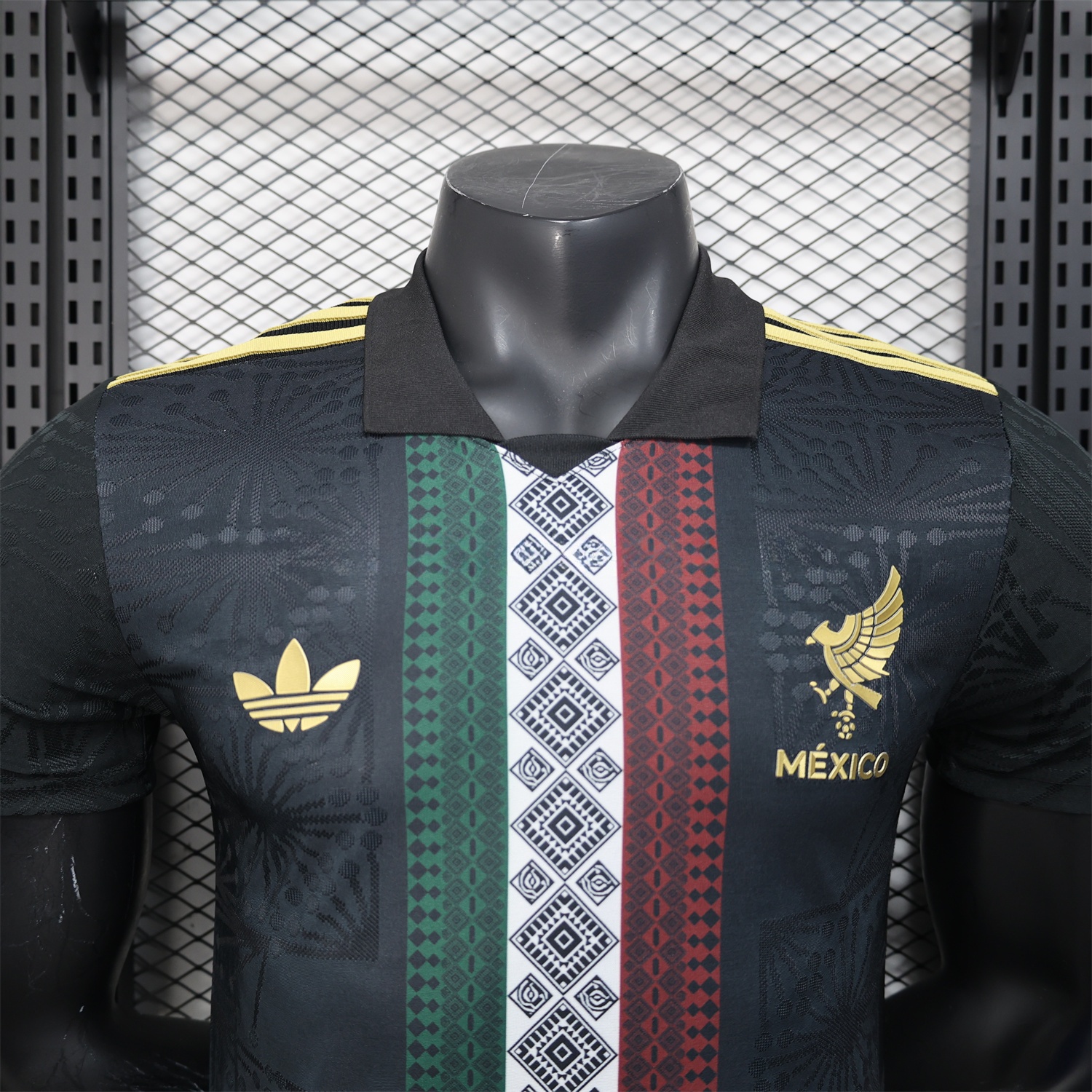 Mexico 25-26 Black Polo Jersey with Red White and Green Decorative Pattern - Player Version - ManixJersey
