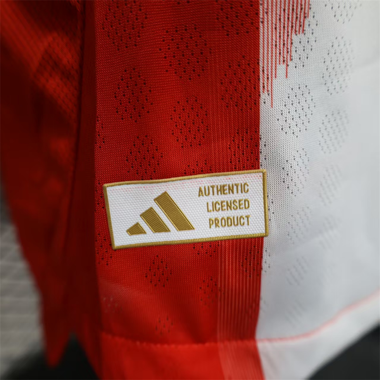 Bayern Munich 25-26 Home Long Sleeves Jersey - Player Version - ManixJersey