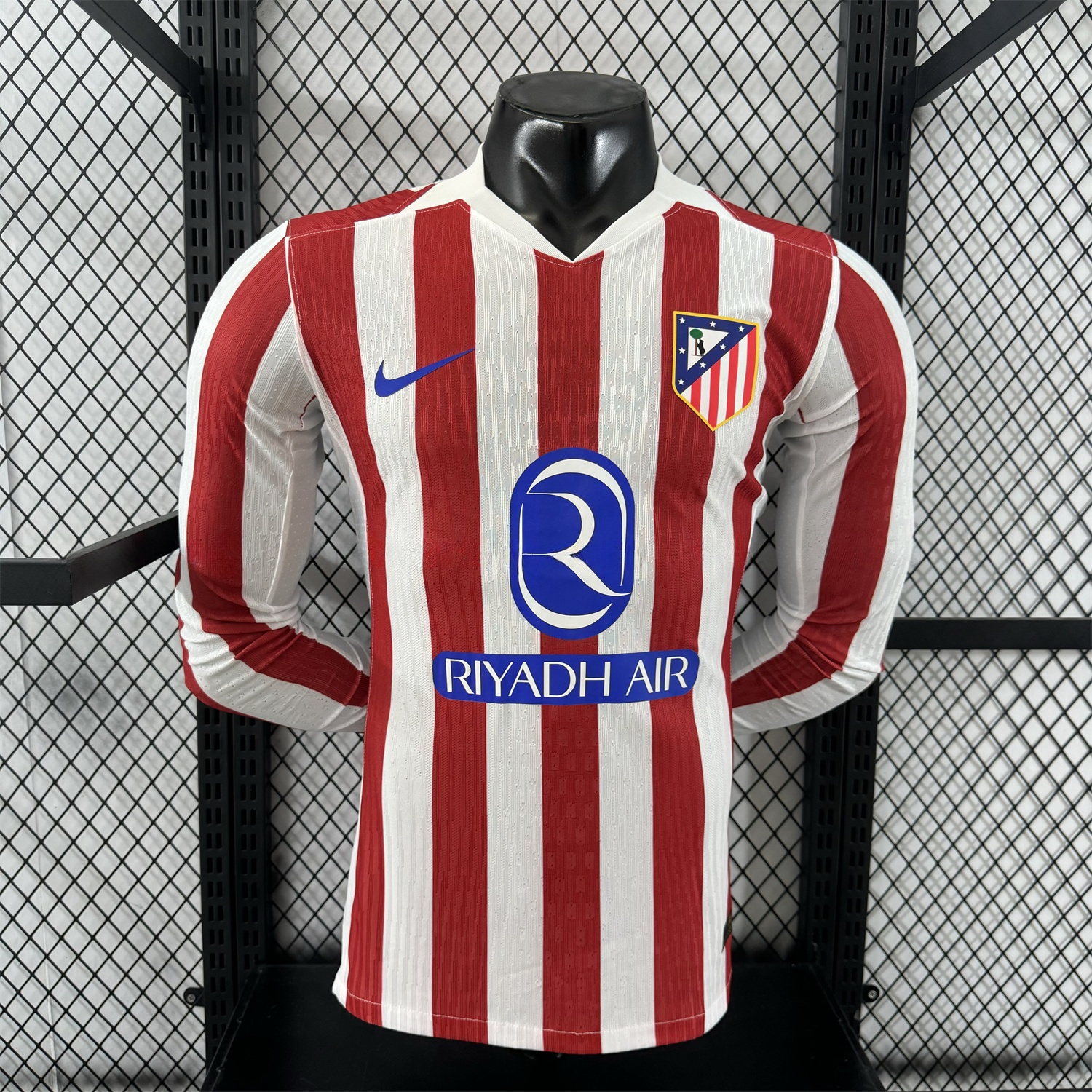 Atletico Madrid 25-26 Home Long Sleeves Jersey - Player Version - ManixJersey
