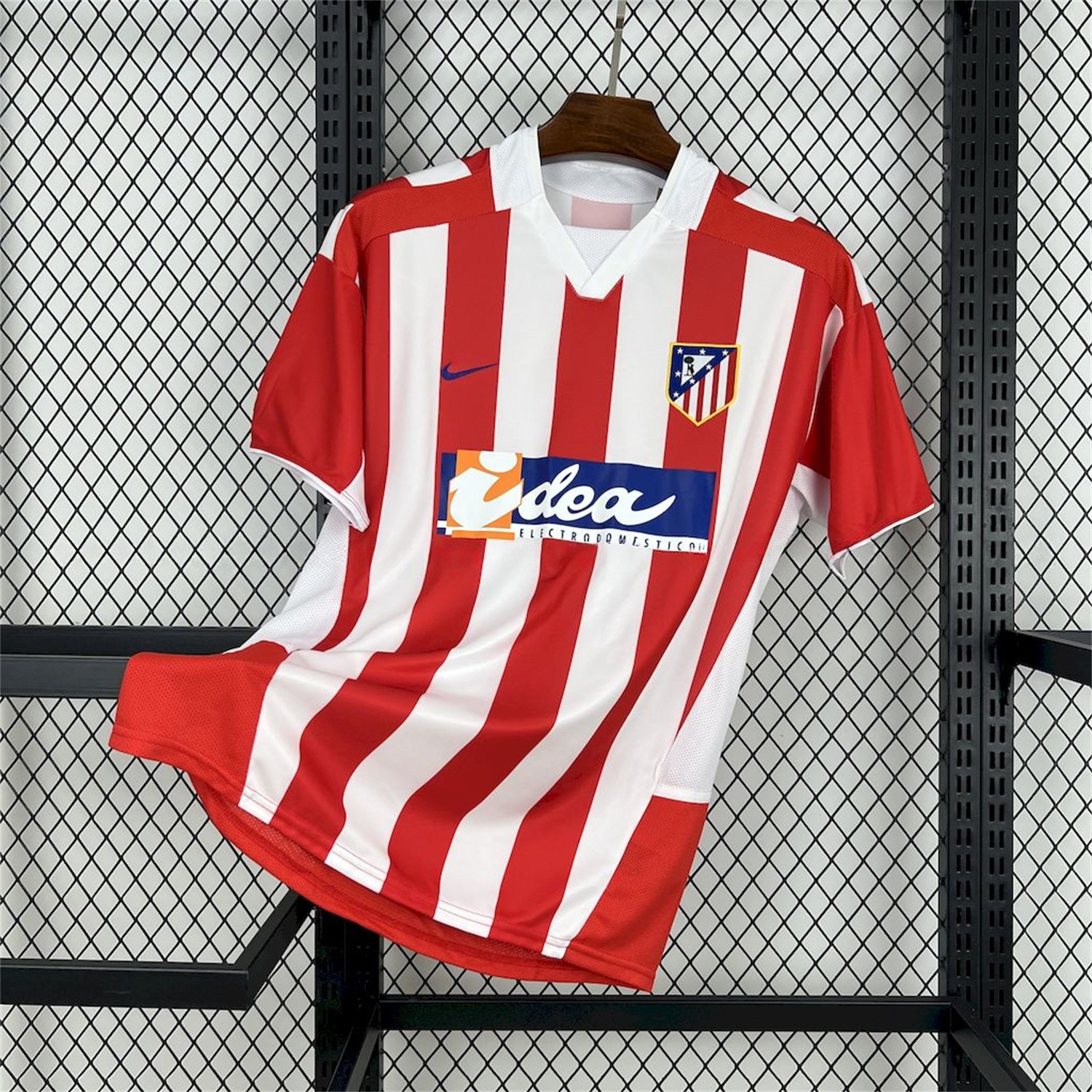 Retro Atletico Madrid 2002-03 Home Jersey - ManixJersey