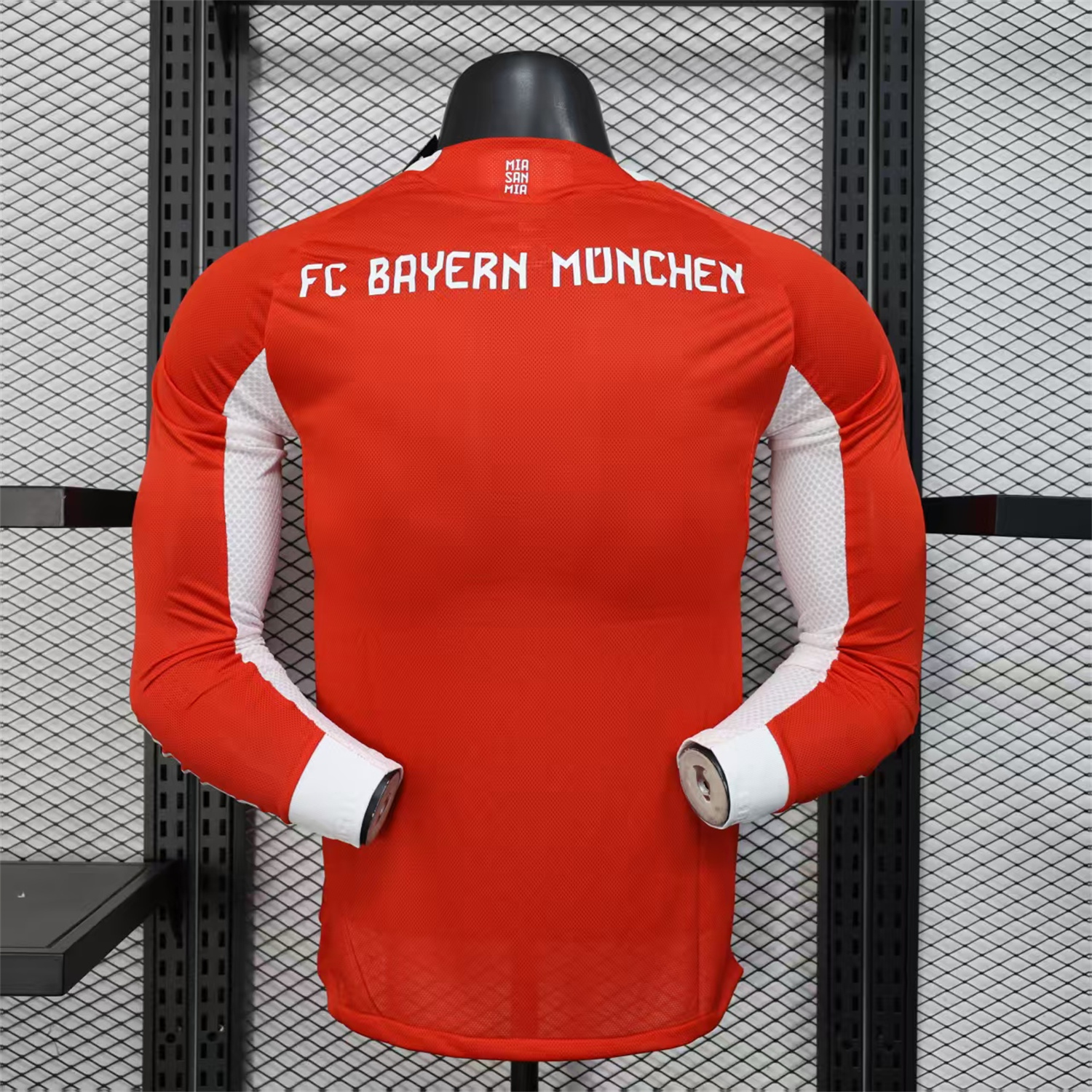 Bayern Munich 25-26 Home Long Sleeves Jersey - Player Version - ManixJersey