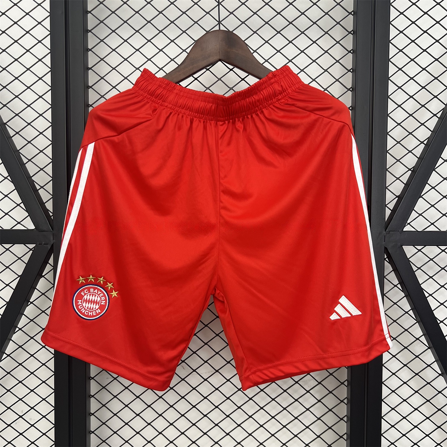Bayern Munich 25-26 Home Red Shorts - Fans Version - ManixJersey