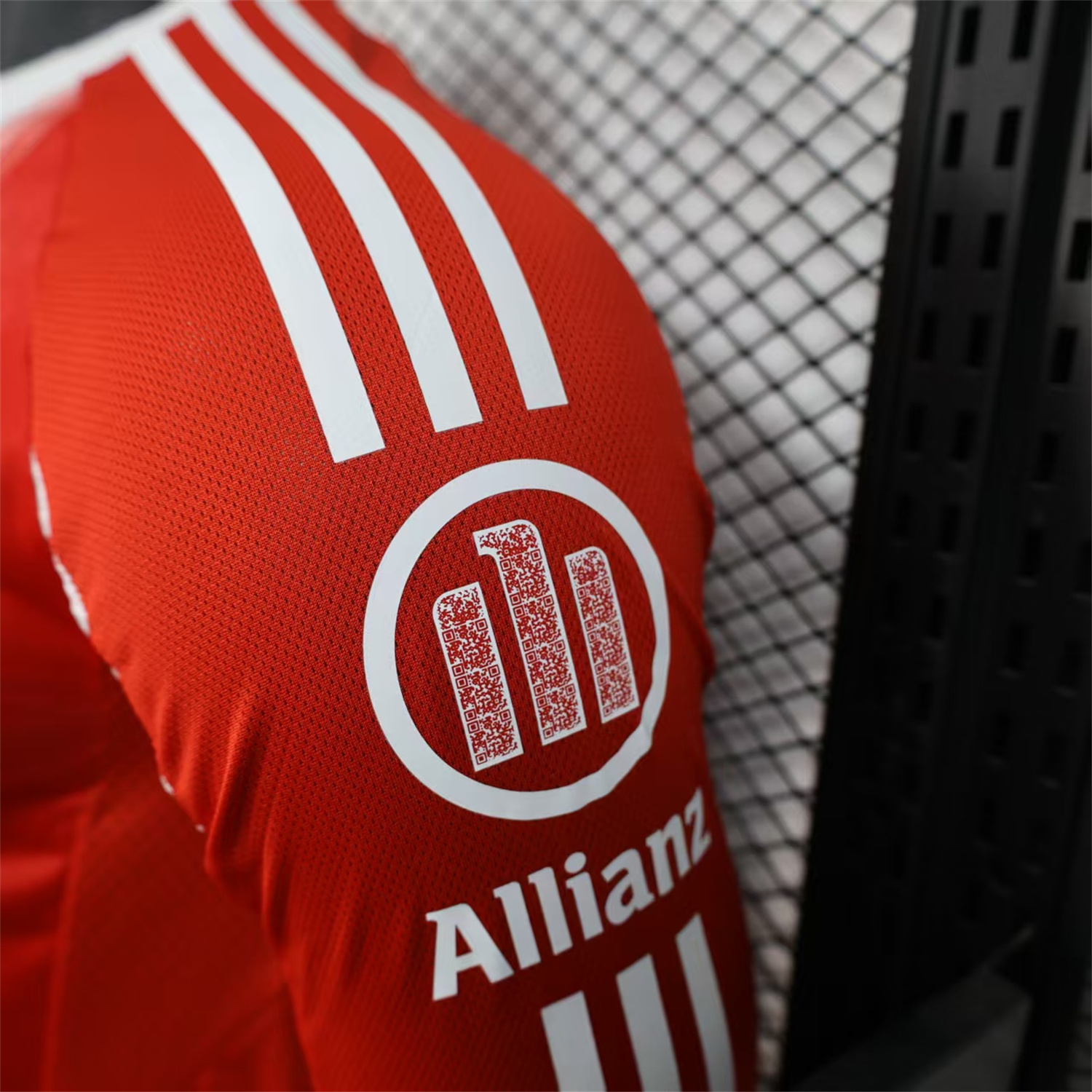 Bayern Munich 25-26 Home Long Sleeves Jersey - Player Version - ManixJersey