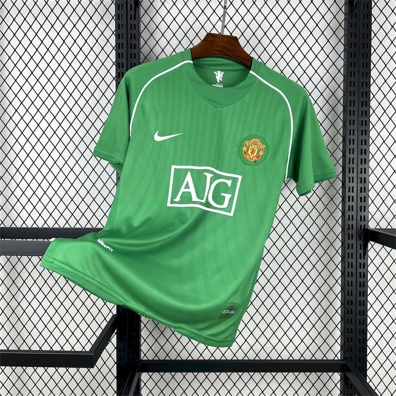 Retro Manchester United 2007-08 Green Goalkeeper Jersey - ManixJersey