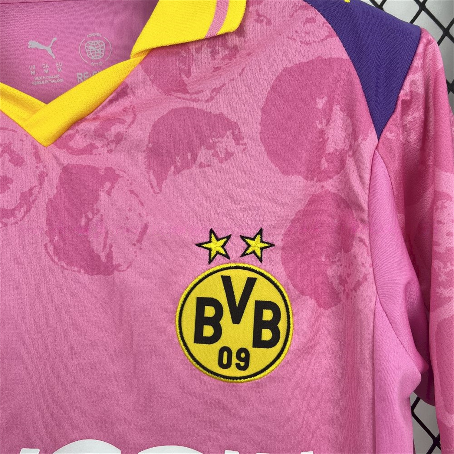 Dortmund 25-26 Club World Cup Pink Goalkeeper Jersey - Fans Version - ManixJersey