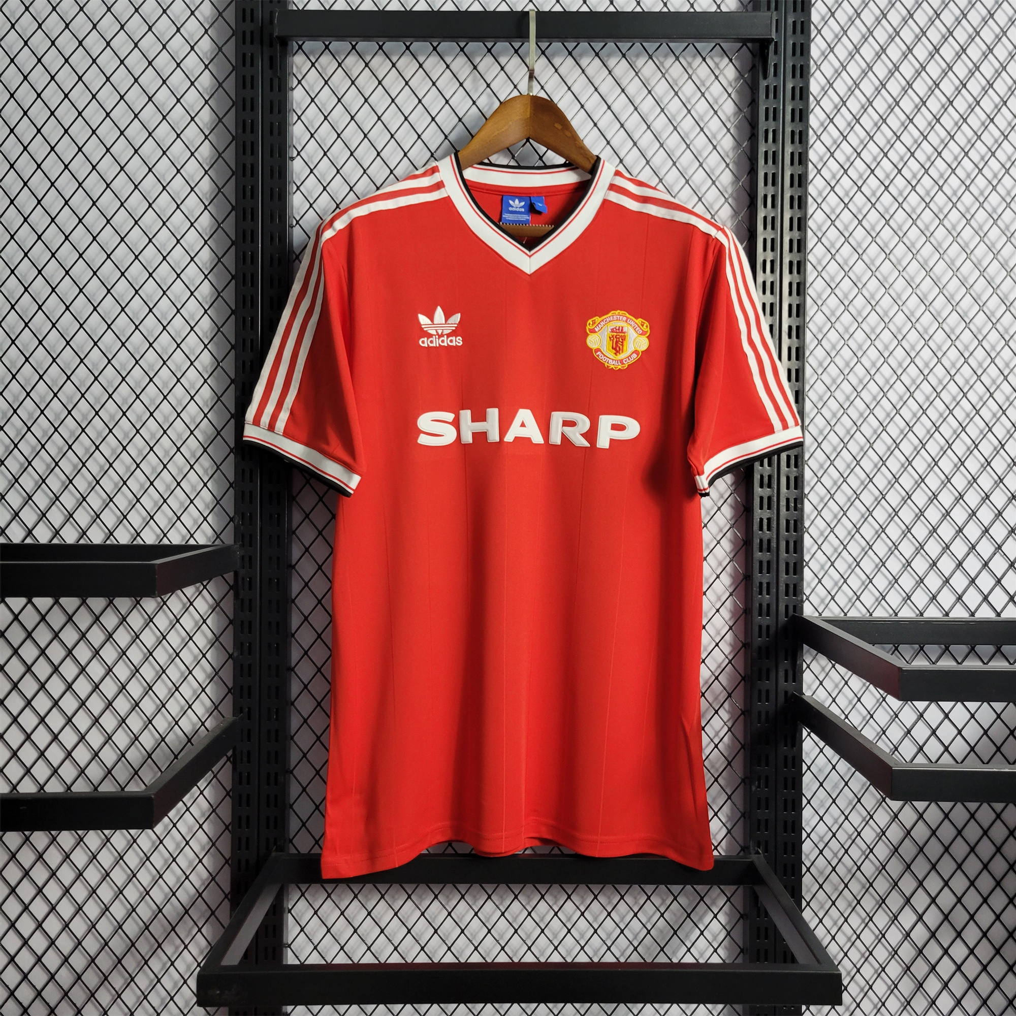 Retro Manchester United 83-84 Home Stadium Jersey - ManixJersey