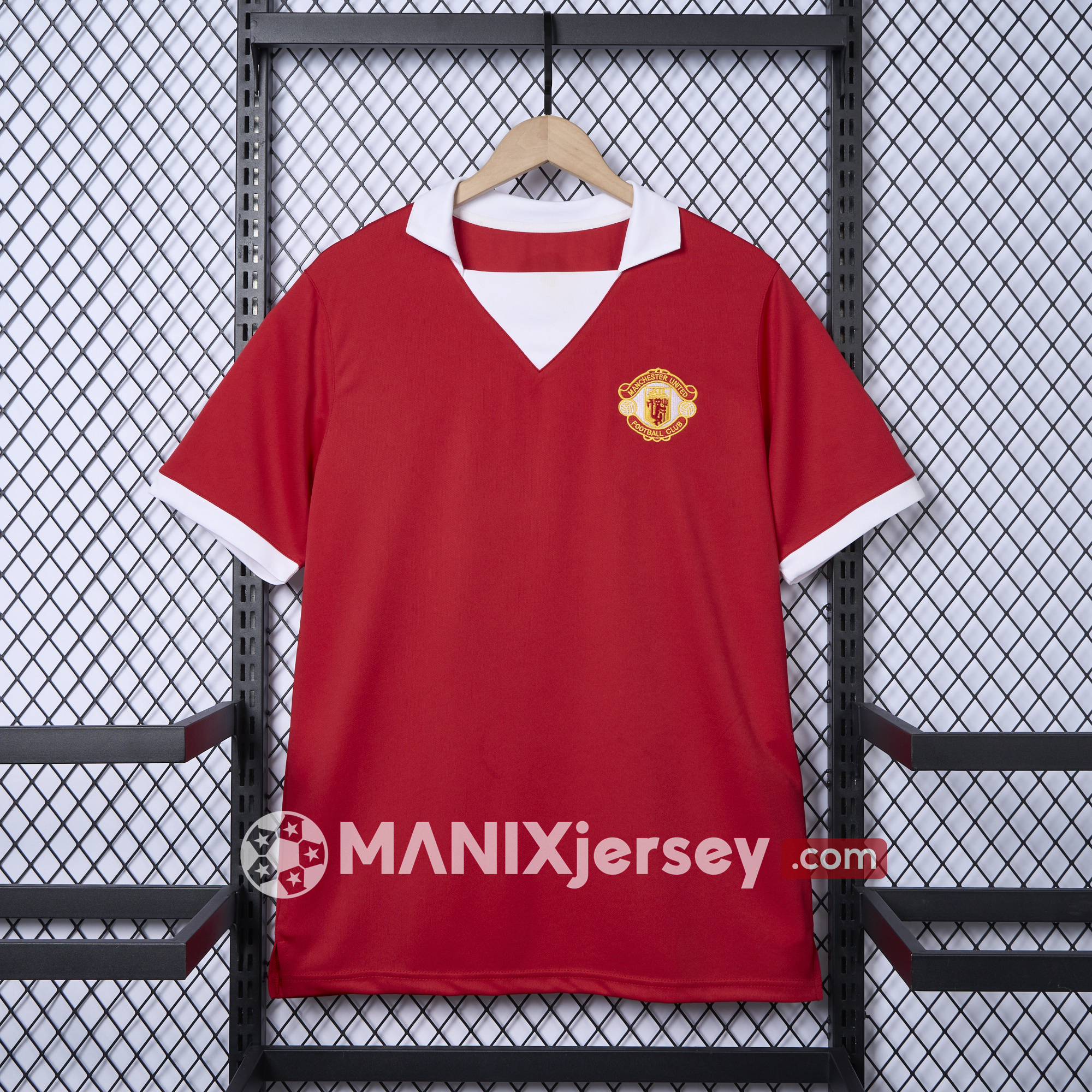 Retro Manchester United 1972-73 Home Jersey - ManixJersey